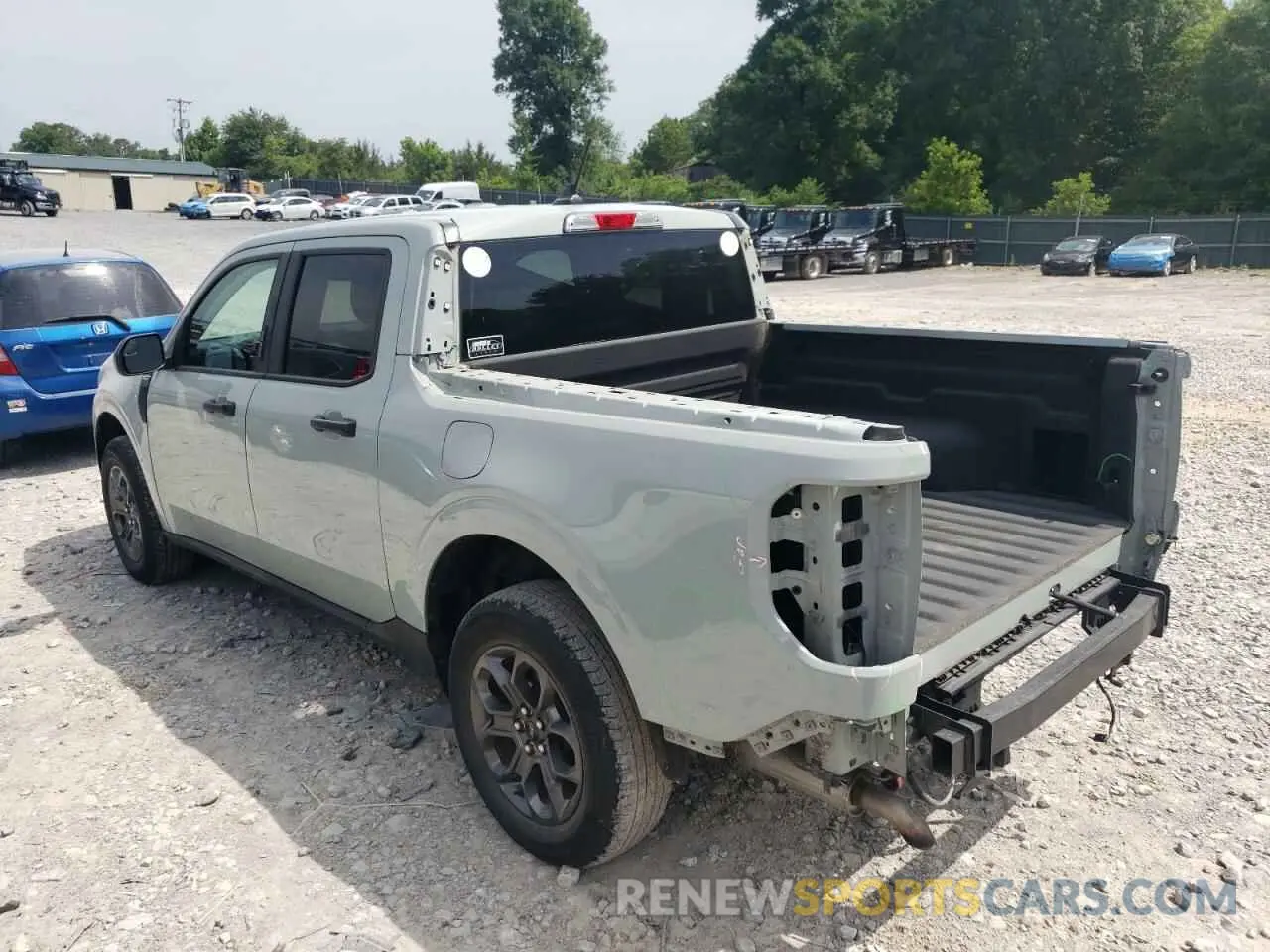 2 Photograph of a damaged car 3FTTW8E30NRA32970 FORD MAVERICK 2022