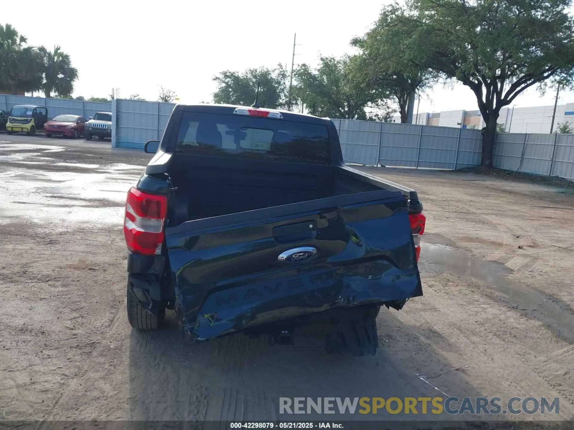 16 Photograph of a damaged car 3FTTW8E32NRA47423 FORD MAVERICK 2022