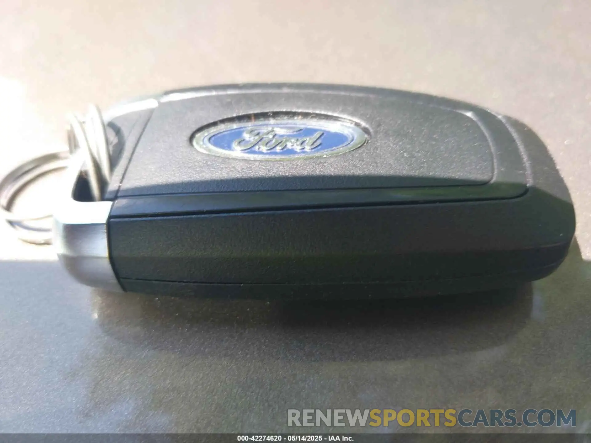 11 Photograph of a damaged car 3FTTW8E33NRA42988 FORD MAVERICK 2022