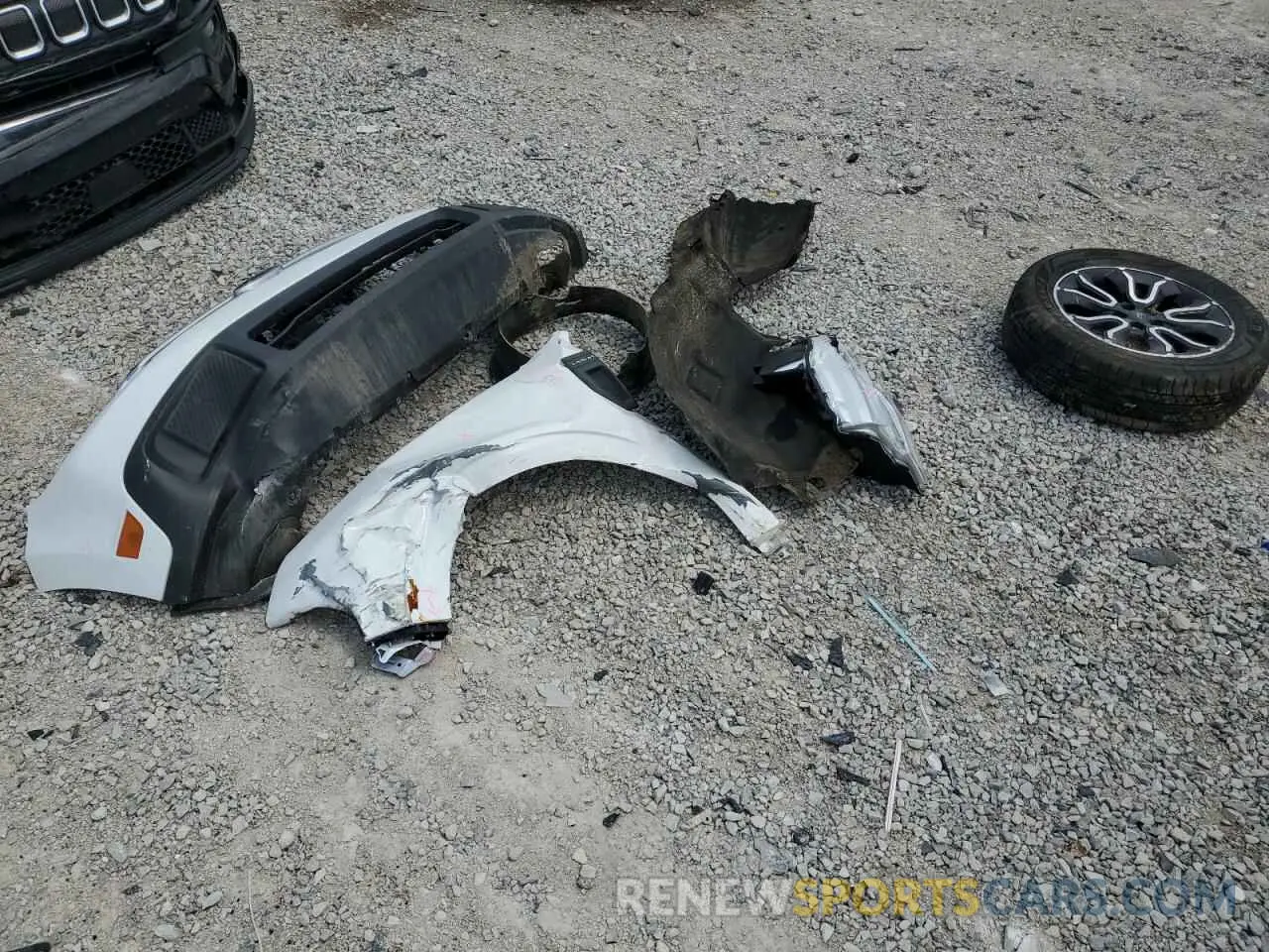 12 Photograph of a damaged car 3FTTW8E35NRA80495 FORD MAVERICK 2022