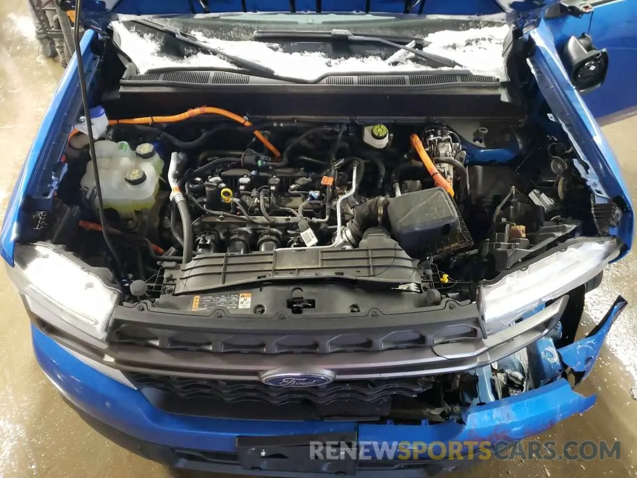 11 Photograph of a damaged car 3FTTW8E36NRA74172 FORD MAVERICK 2022