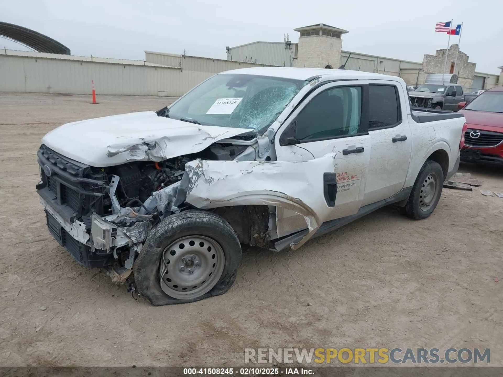 2 Photograph of a damaged car 3FTTW8E37NRA18838 FORD MAVERICK 2022