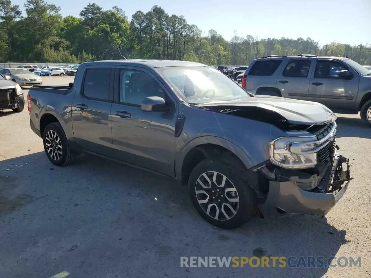 4 Photograph of a damaged car 3FTTW8E38NRA00820 FORD MAVERICK 2022