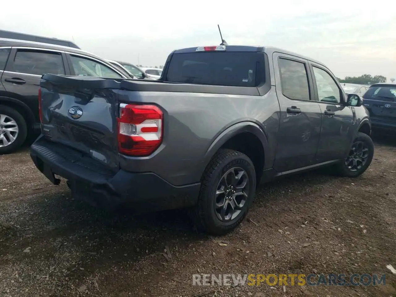 3 Photograph of a damaged car 3FTTW8E38NRA48060 FORD MAVERICK 2022