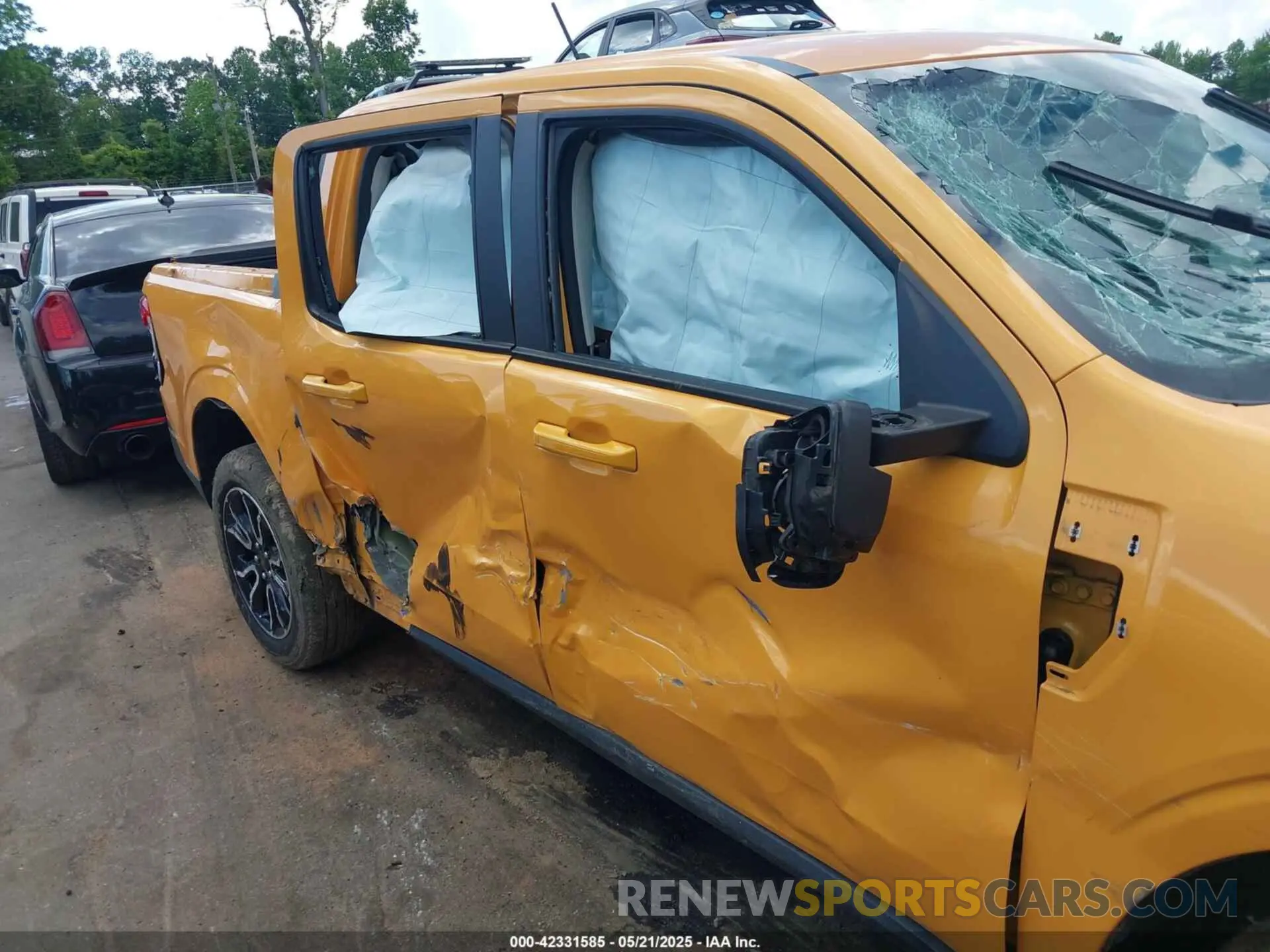 6 Photograph of a damaged car 3FTTW8E38NRA82287 FORD MAVERICK 2022