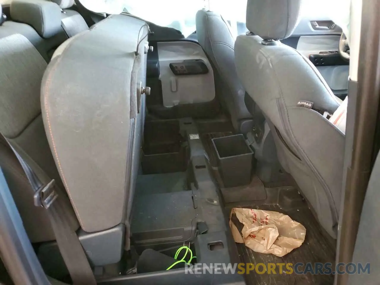 10 Photograph of a damaged car 3FTTW8E3XNRA69444 FORD MAVERICK 2022