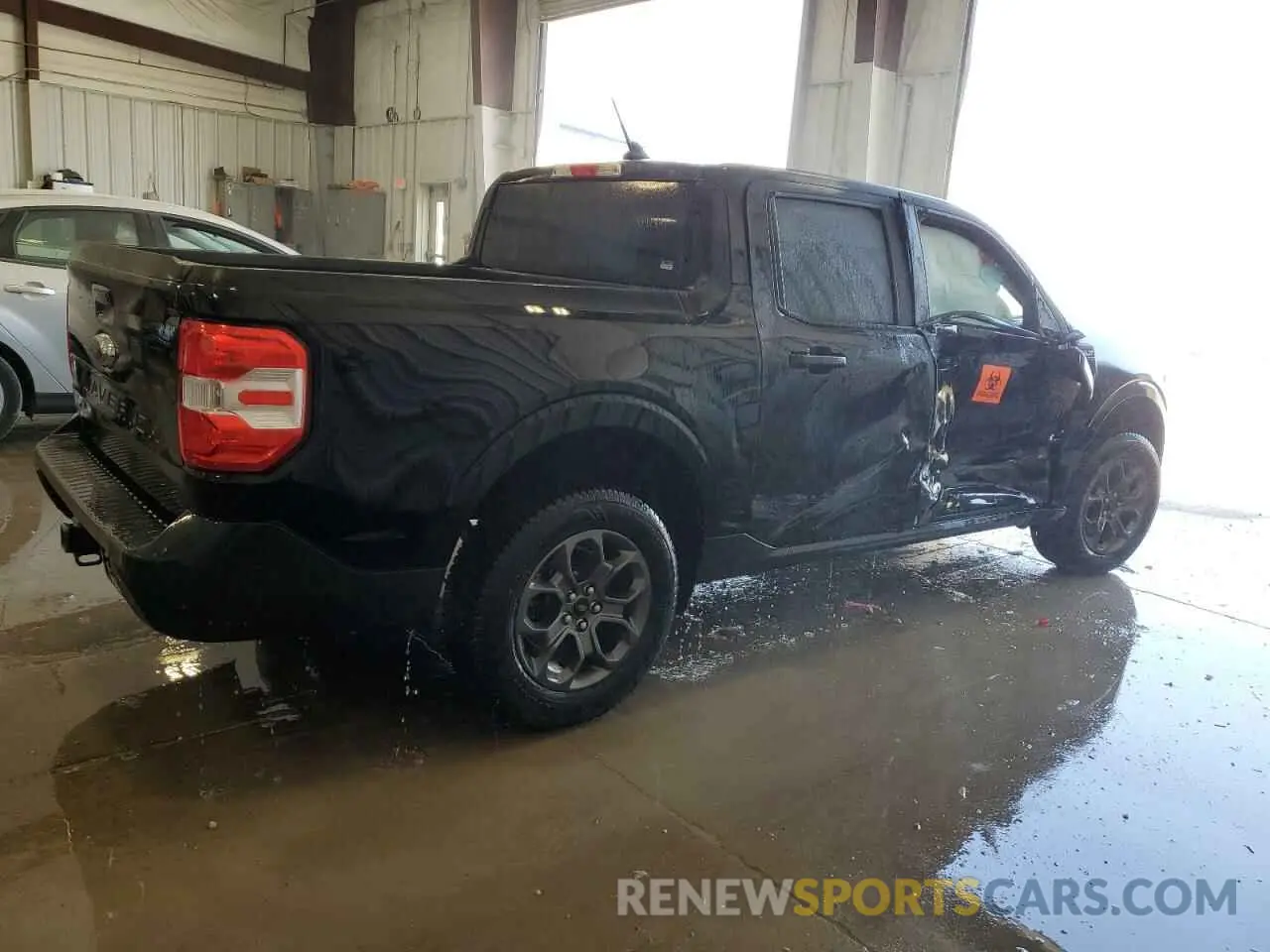 3 Photograph of a damaged car 3FTTW8E3XNRA69444 FORD MAVERICK 2022