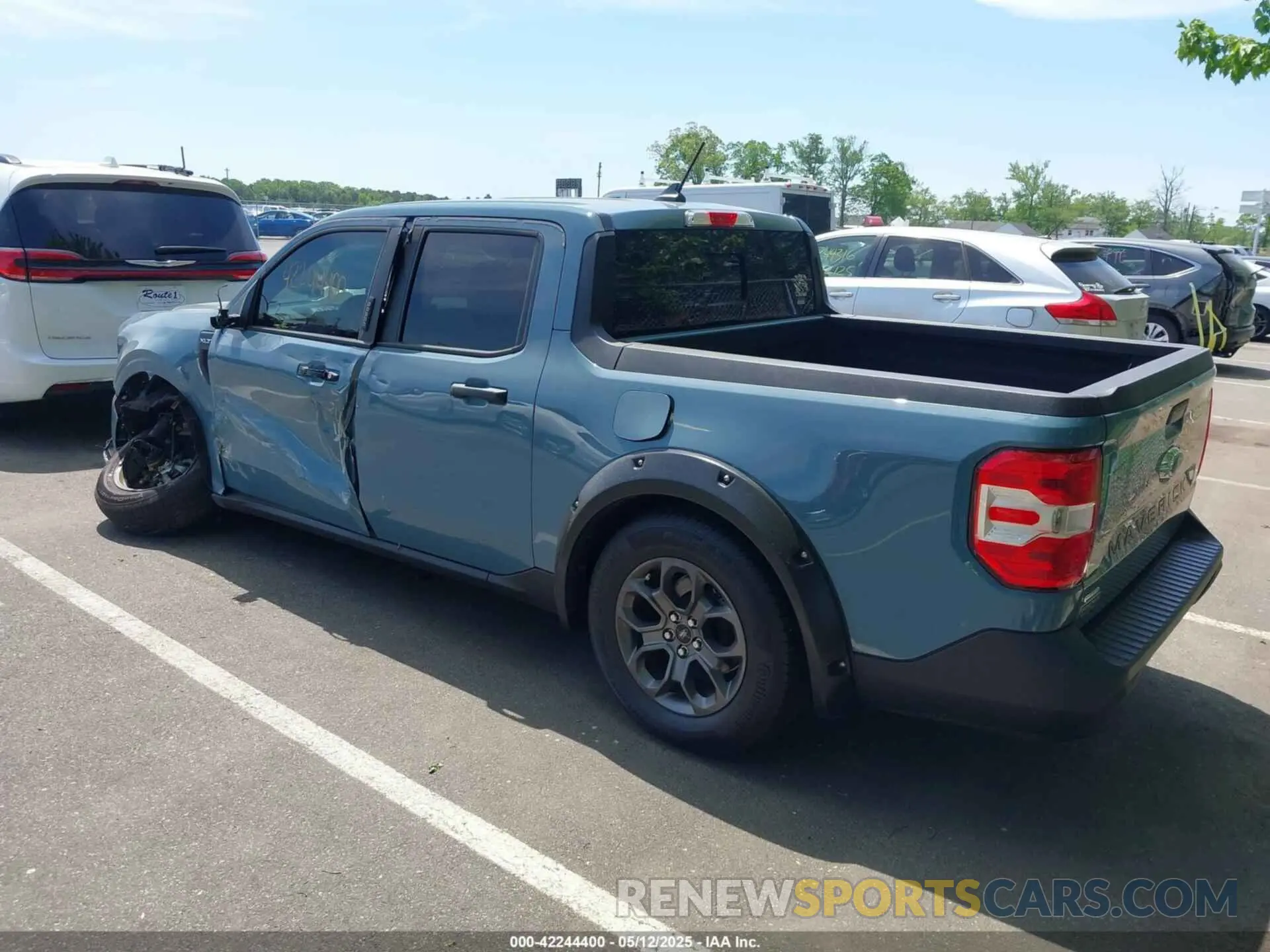 3 Photograph of a damaged car 3FTTW8E3XNRA97017 FORD MAVERICK 2022