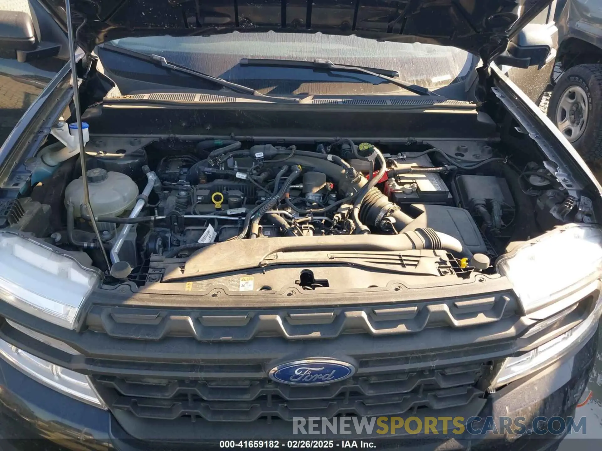 10 Photograph of a damaged car 3FTTW8E91NRA06835 FORD MAVERICK 2022