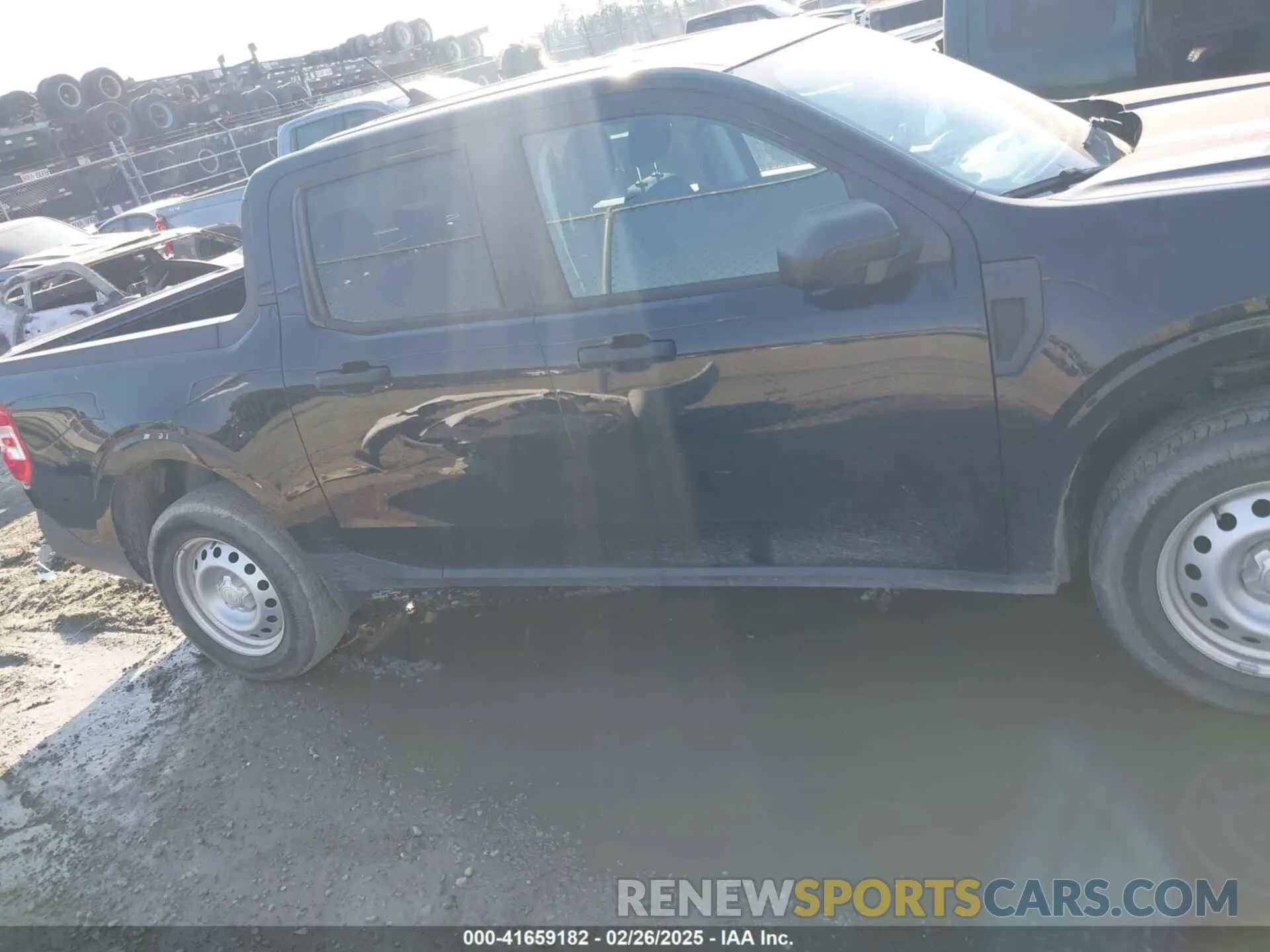 13 Photograph of a damaged car 3FTTW8E91NRA06835 FORD MAVERICK 2022