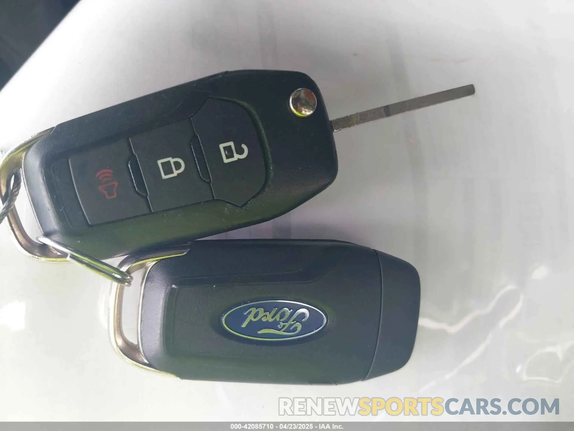 11 Photograph of a damaged car 3FTTW8E92NRA41190 FORD MAVERICK 2022
