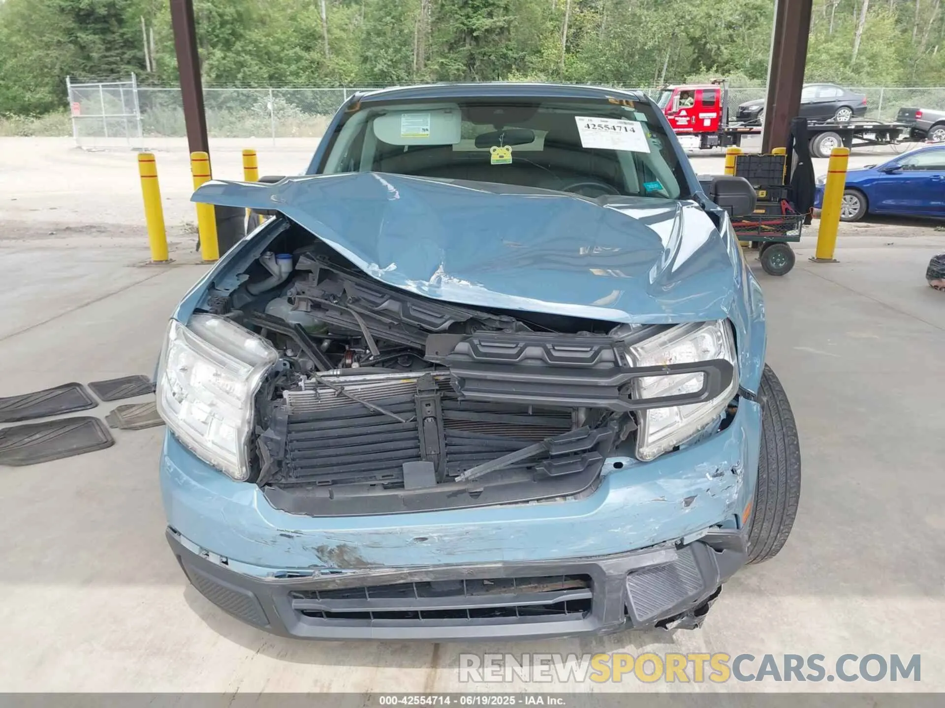 12 Photograph of a damaged car 3FTTW8E93NRA20218 FORD MAVERICK 2022