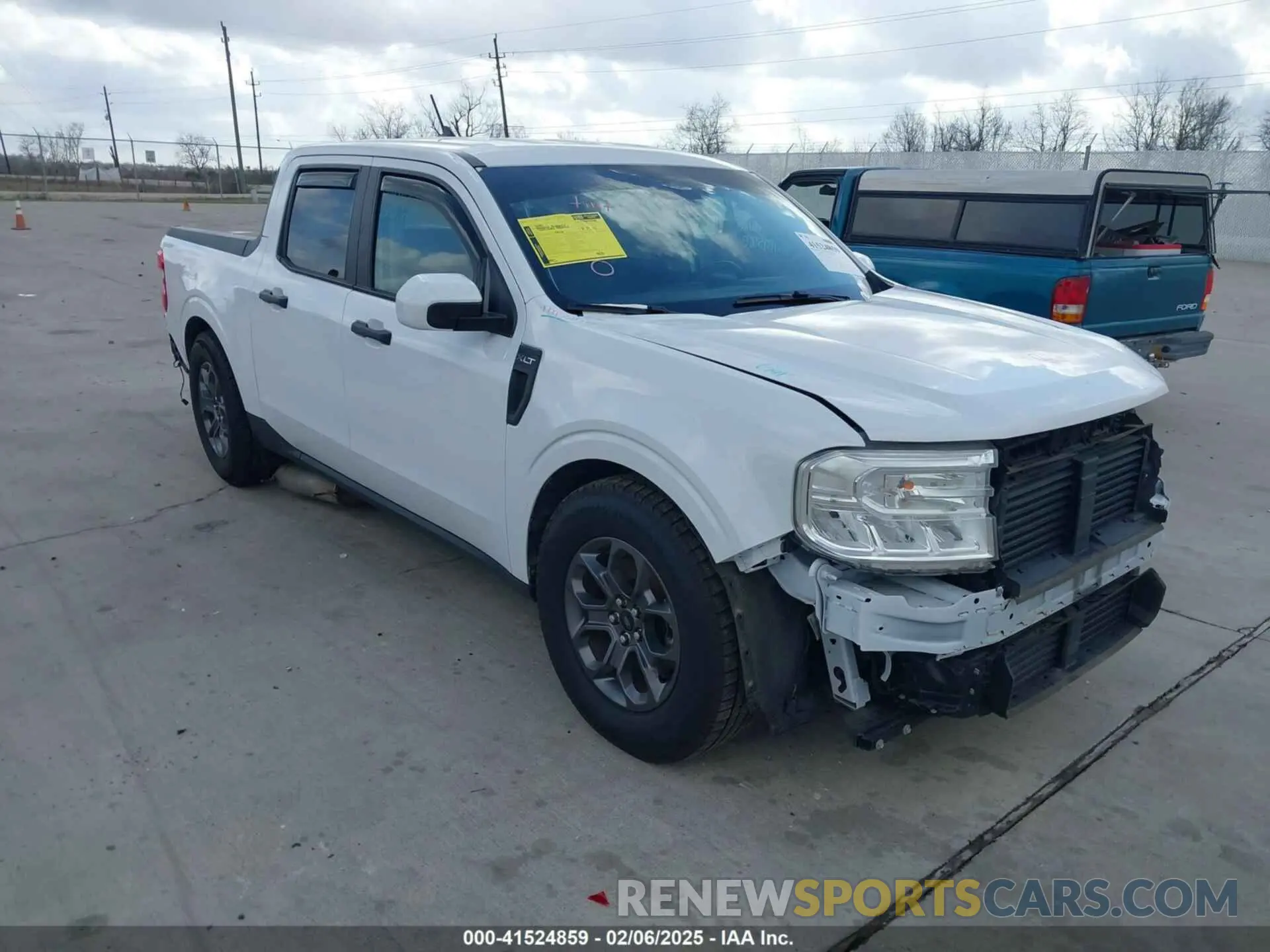 1 Photograph of a damaged car 3FTTW8E93NRA42056 FORD MAVERICK 2022