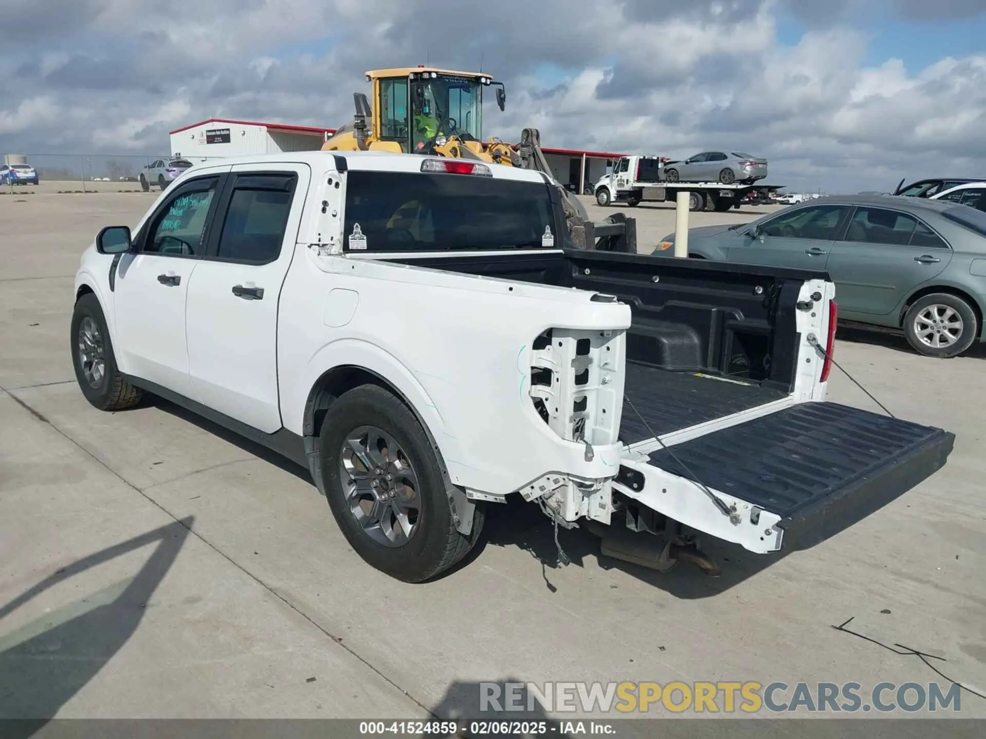 3 Photograph of a damaged car 3FTTW8E93NRA42056 FORD MAVERICK 2022
