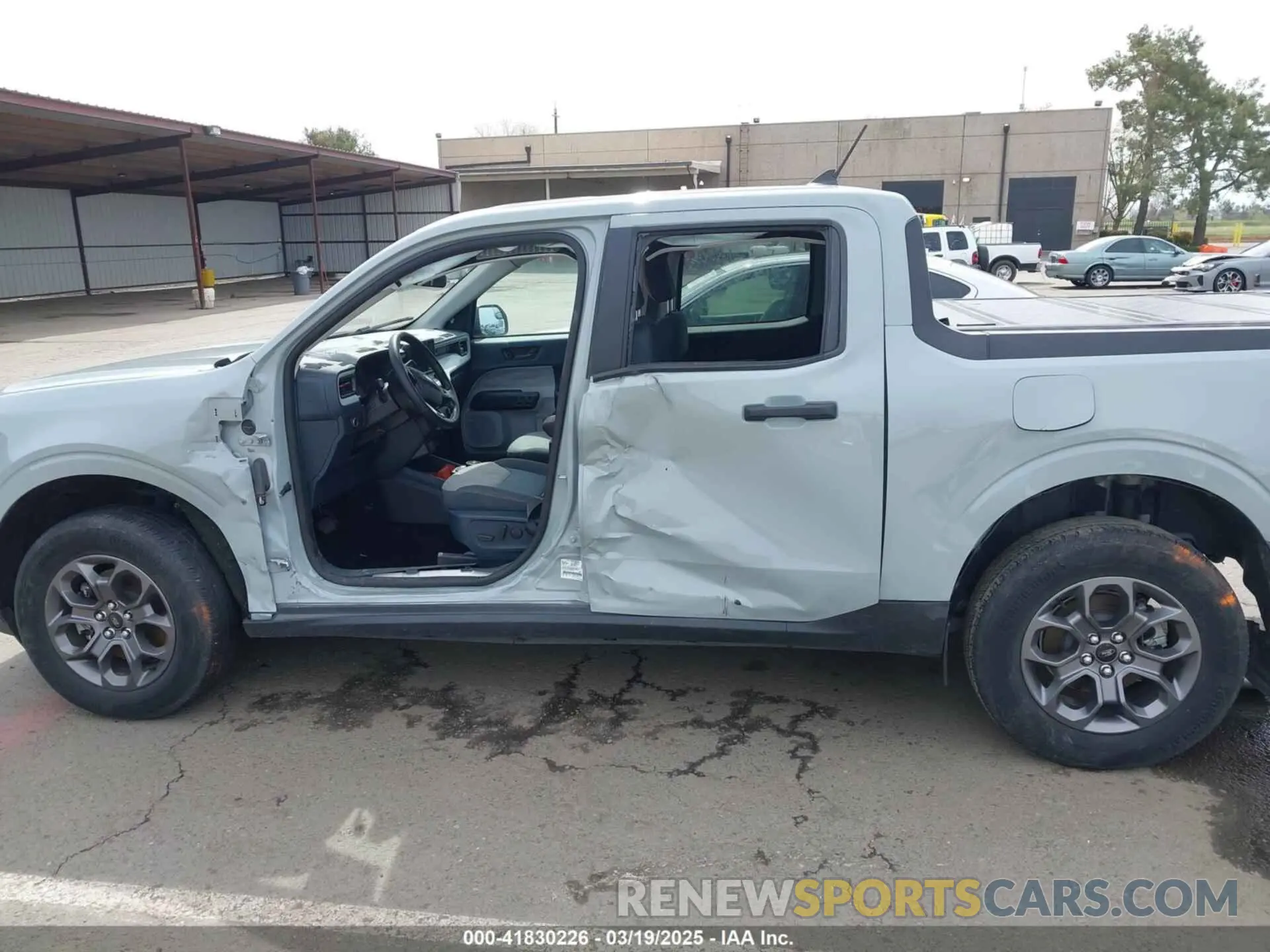 14 Photograph of a damaged car 3FTTW8E94NRA09230 FORD MAVERICK 2022