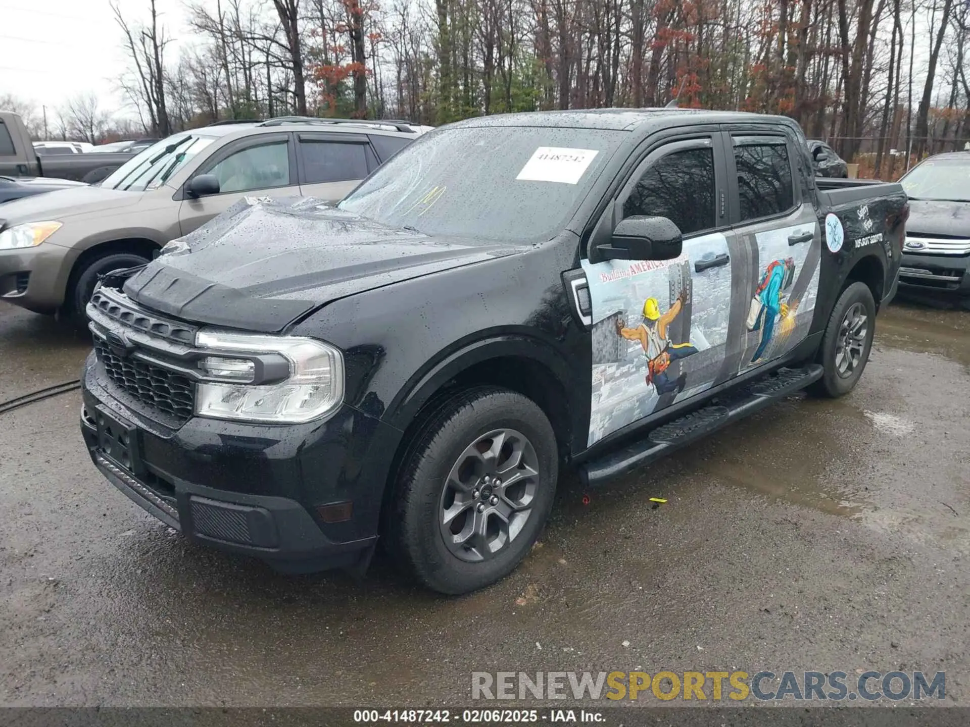 2 Photograph of a damaged car 3FTTW8E94NRA25976 FORD MAVERICK 2022