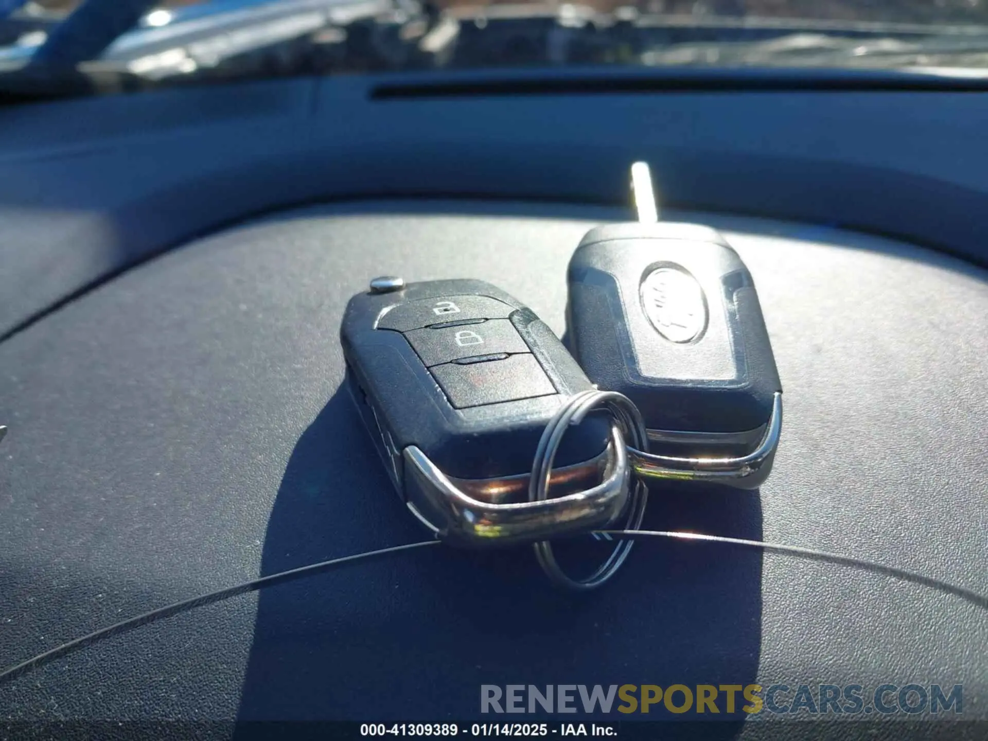11 Photograph of a damaged car 3FTTW8E94NRA44236 FORD MAVERICK 2022