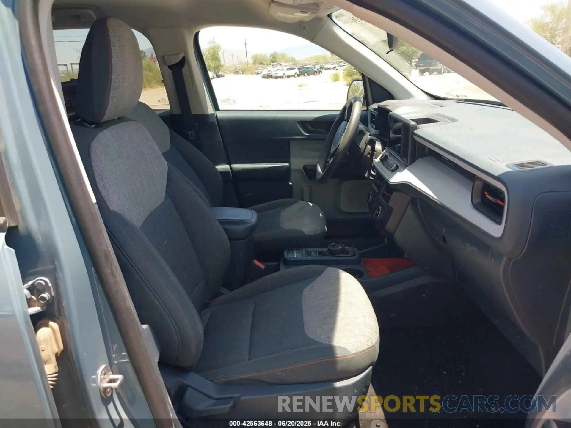 5 Photograph of a damaged car 3FTTW8E95NRA53270 FORD MAVERICK 2022