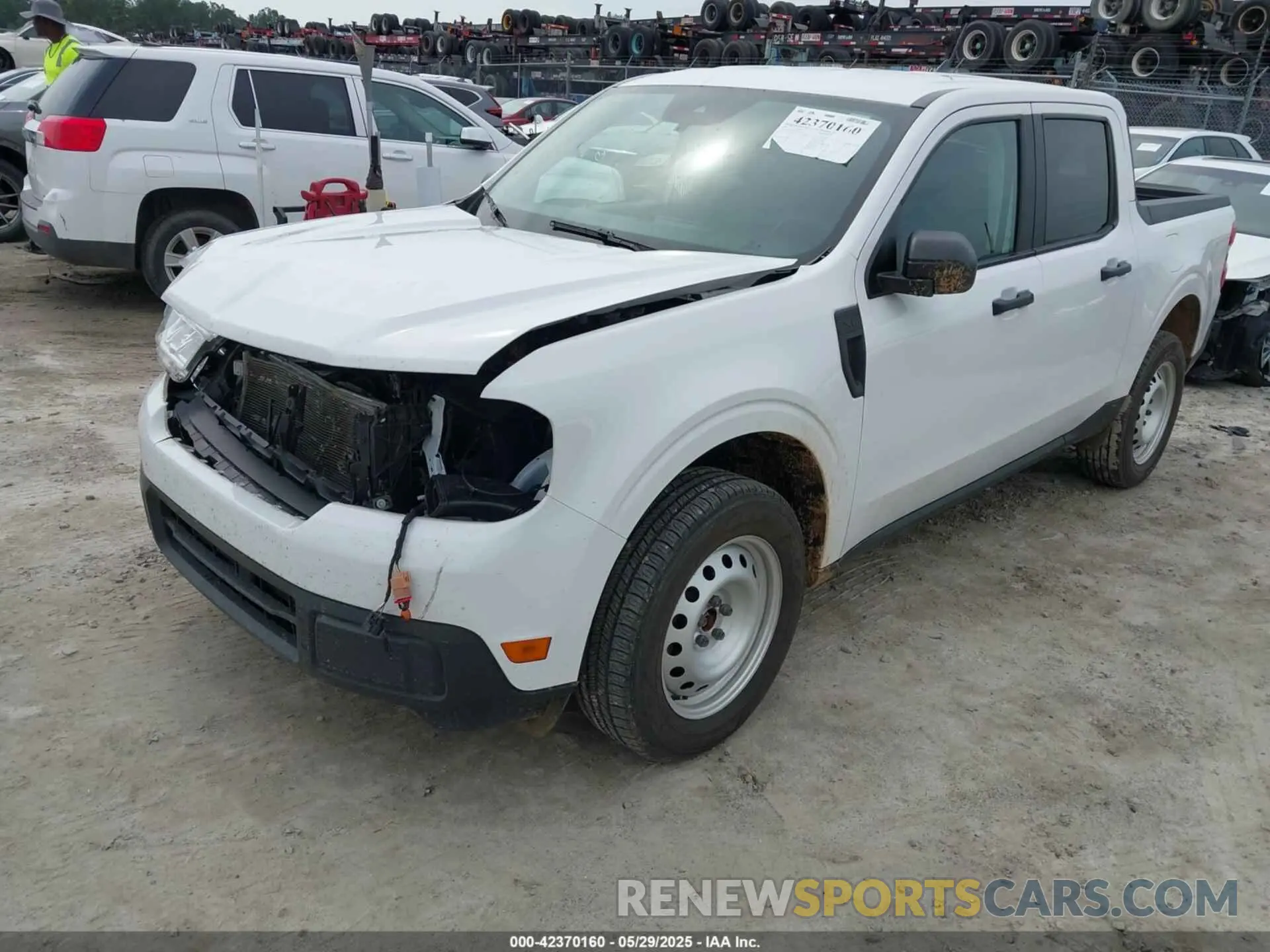 2 Photograph of a damaged car 3FTTW8E95NRA81618 FORD MAVERICK 2022