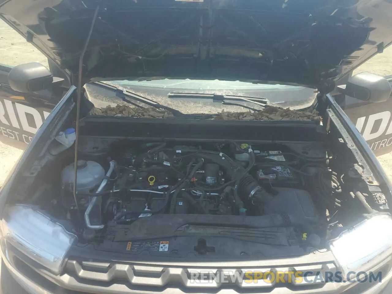 11 Photograph of a damaged car 3FTTW8E95NRA81683 FORD MAVERICK 2022