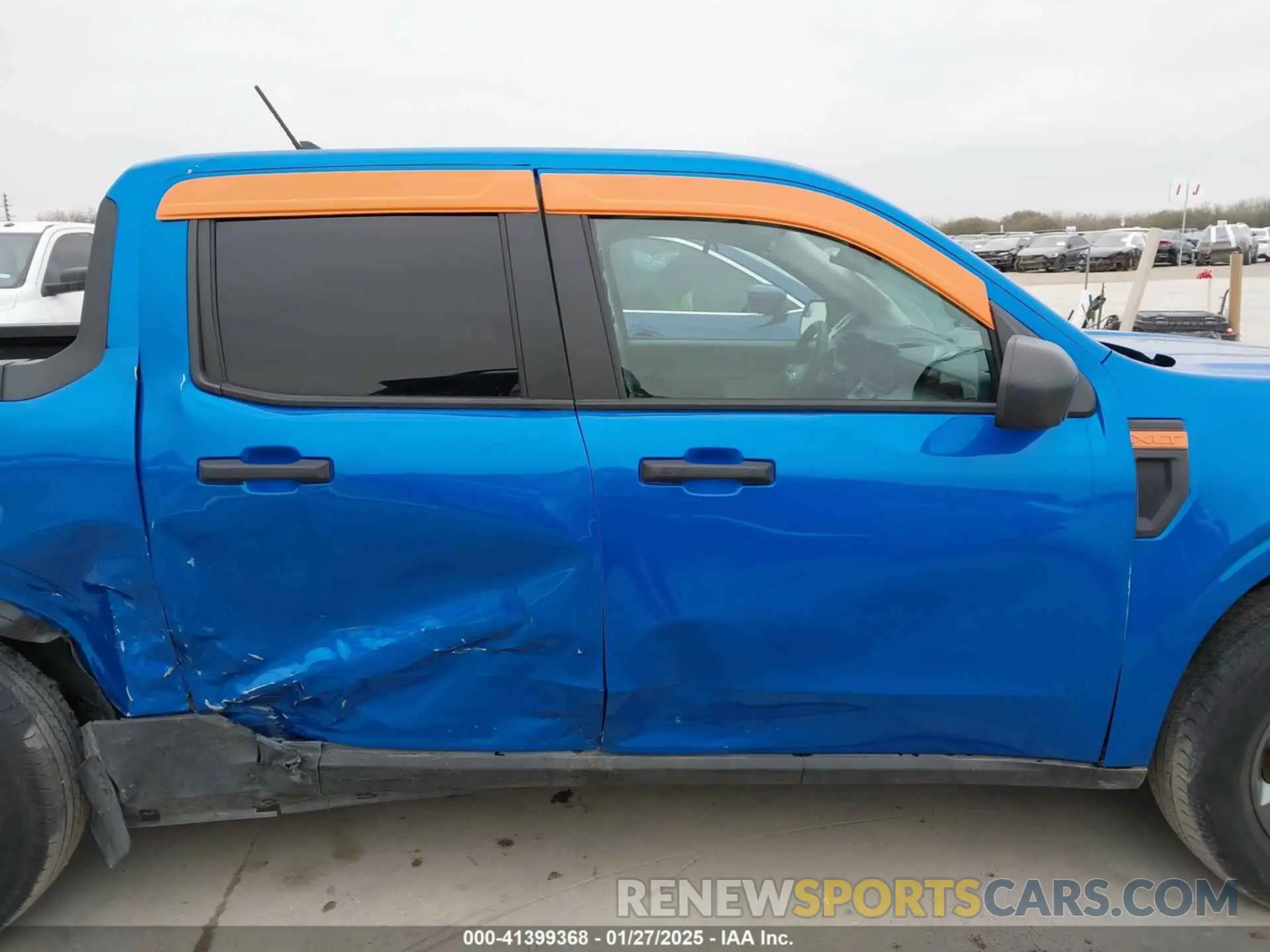 13 Photograph of a damaged car 3FTTW8E96NRA85595 FORD MAVERICK 2022