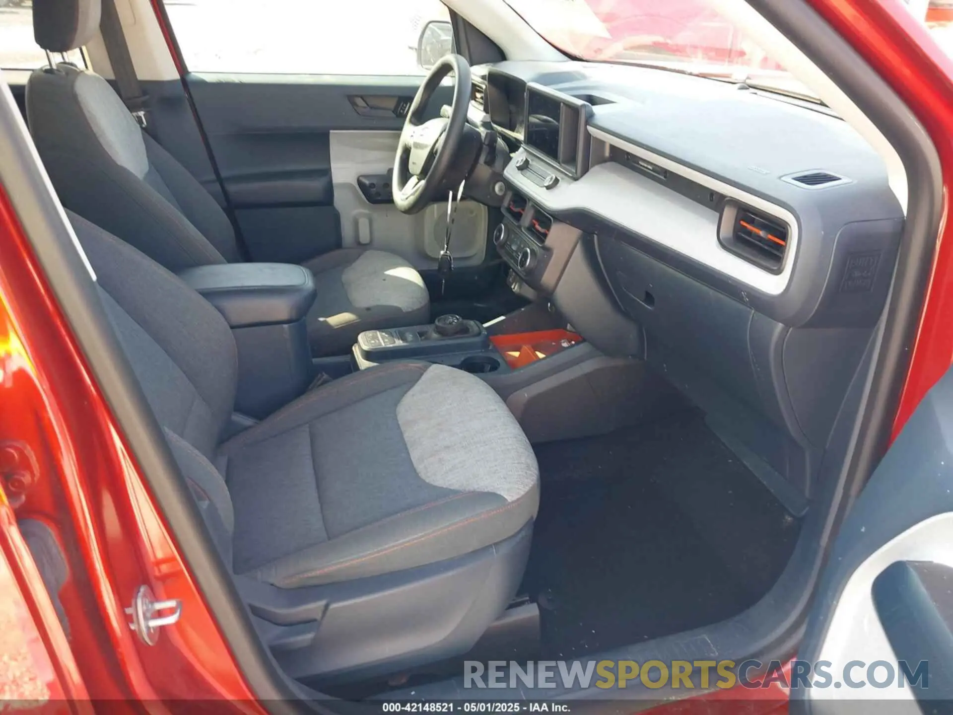 5 Photograph of a damaged car 3FTTW8E96NRB11242 FORD MAVERICK 2022