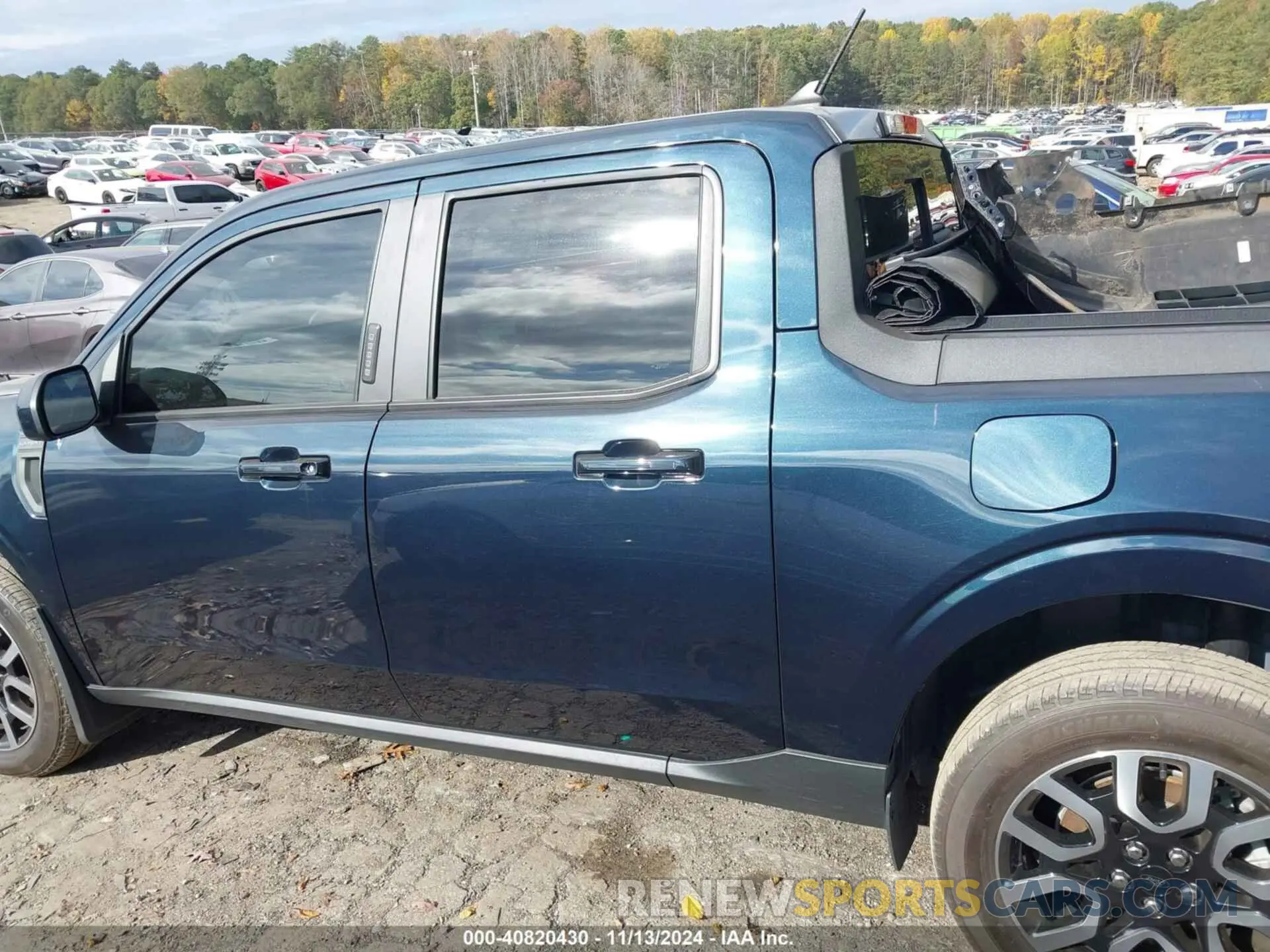 14 Photograph of a damaged car 3FTTW8E9XNRA22208 FORD MAVERICK 2022