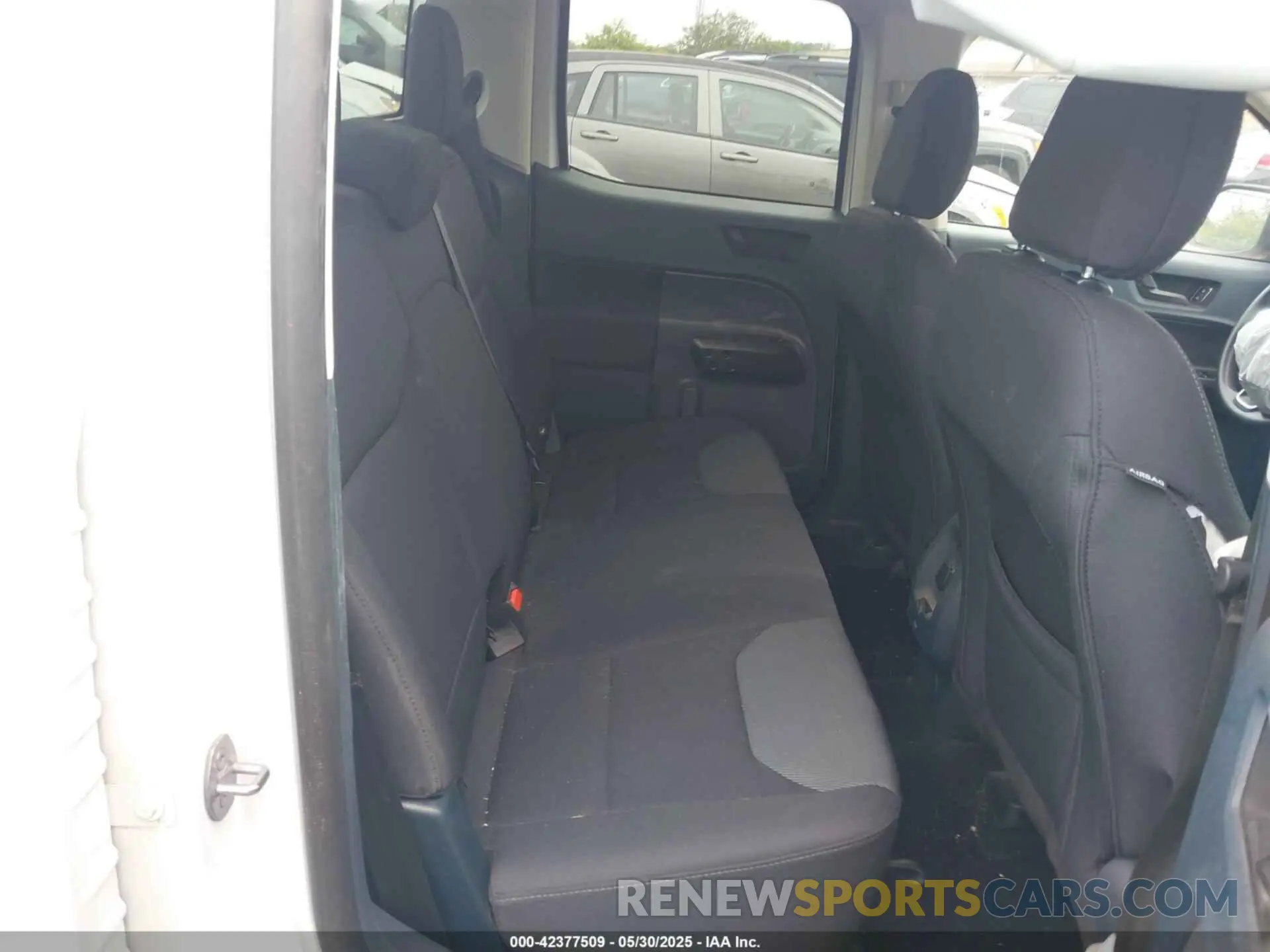 8 Photograph of a damaged car 3FTTW8E9XNRB00292 FORD MAVERICK 2022