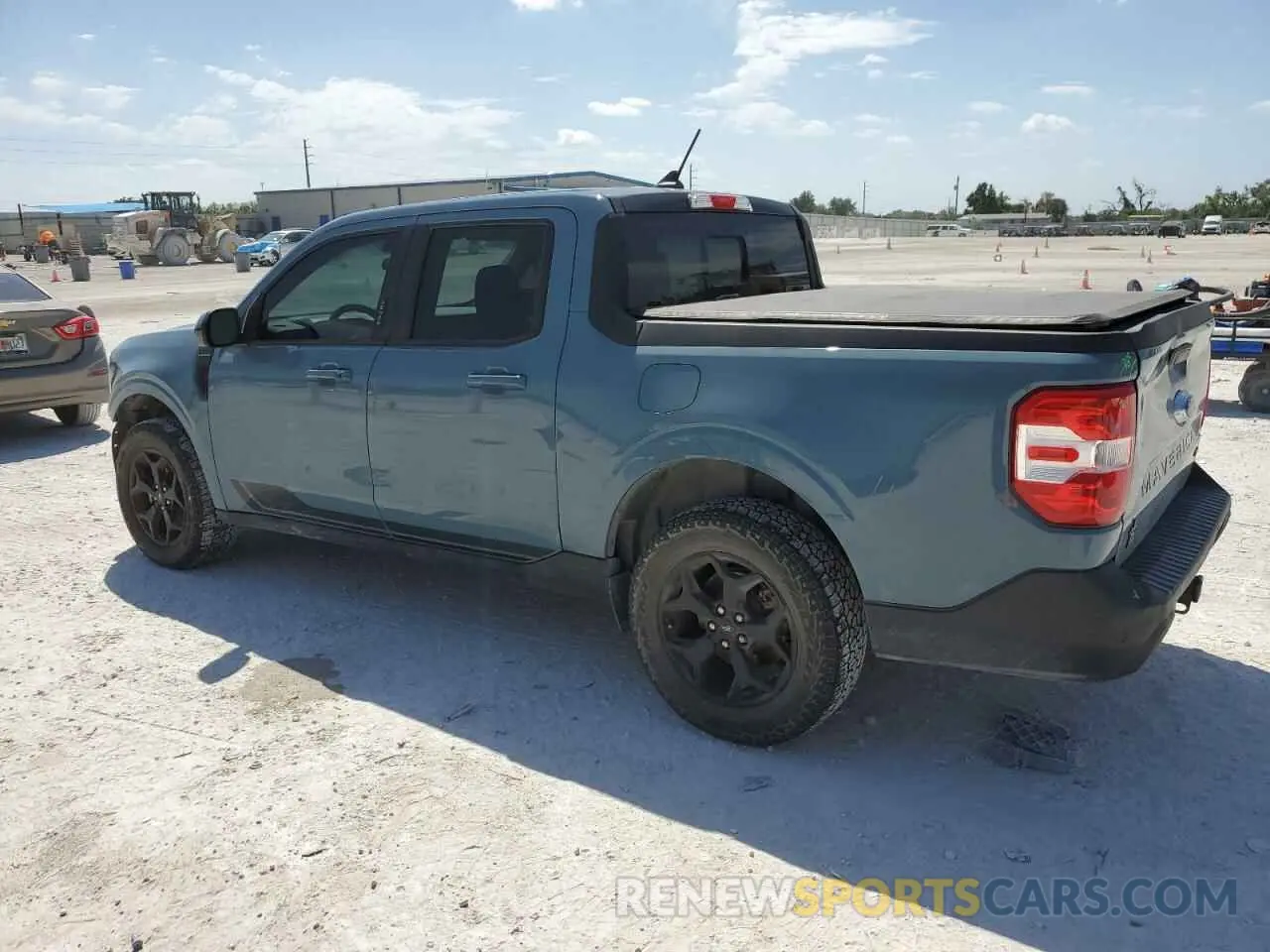 2 Photograph of a damaged car 3FTTW8F91NRA81520 FORD MAVERICK 2022