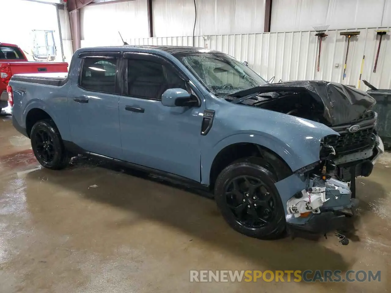 4 Photograph of a damaged car 3FTTW8F92NRA18426 FORD MAVERICK 2022