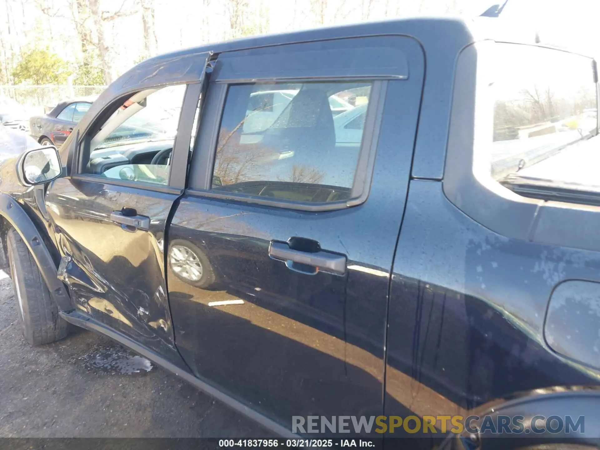 14 Photograph of a damaged car 3FTTW8F92NRA44461 FORD MAVERICK 2022