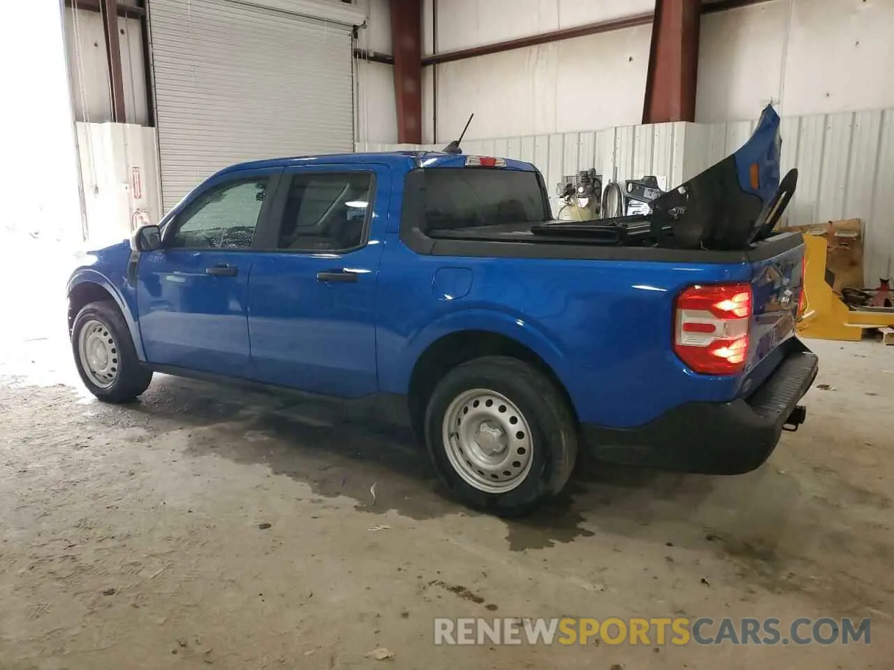 2 Photograph of a damaged car 3FTTW8F93NRA12571 FORD MAVERICK 2022
