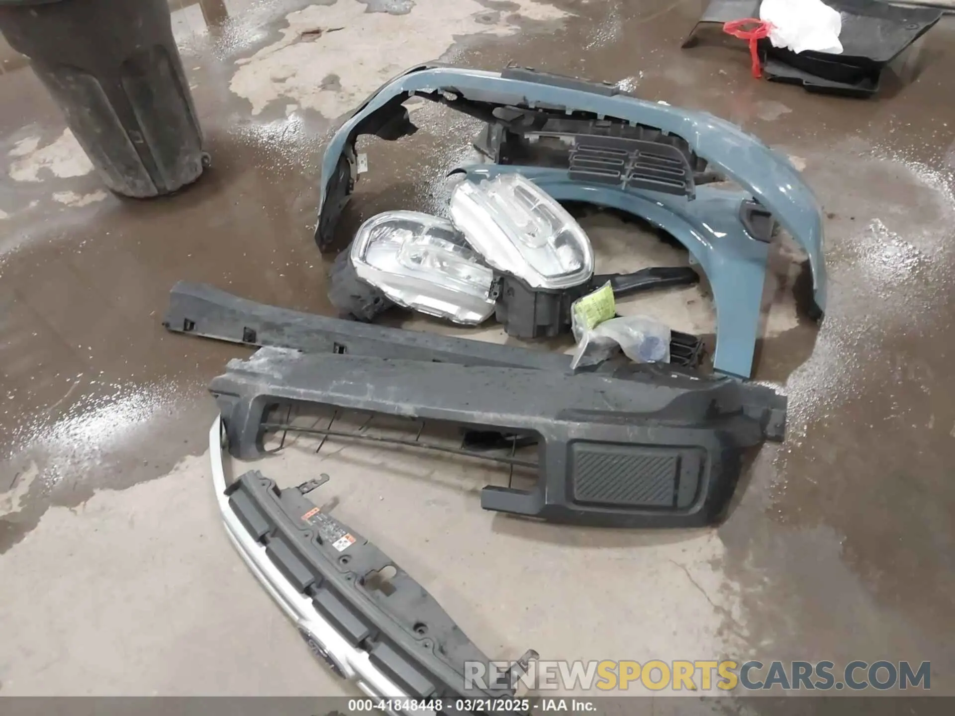 19 Photograph of a damaged car 3FTTW8F93NRA33176 FORD MAVERICK 2022