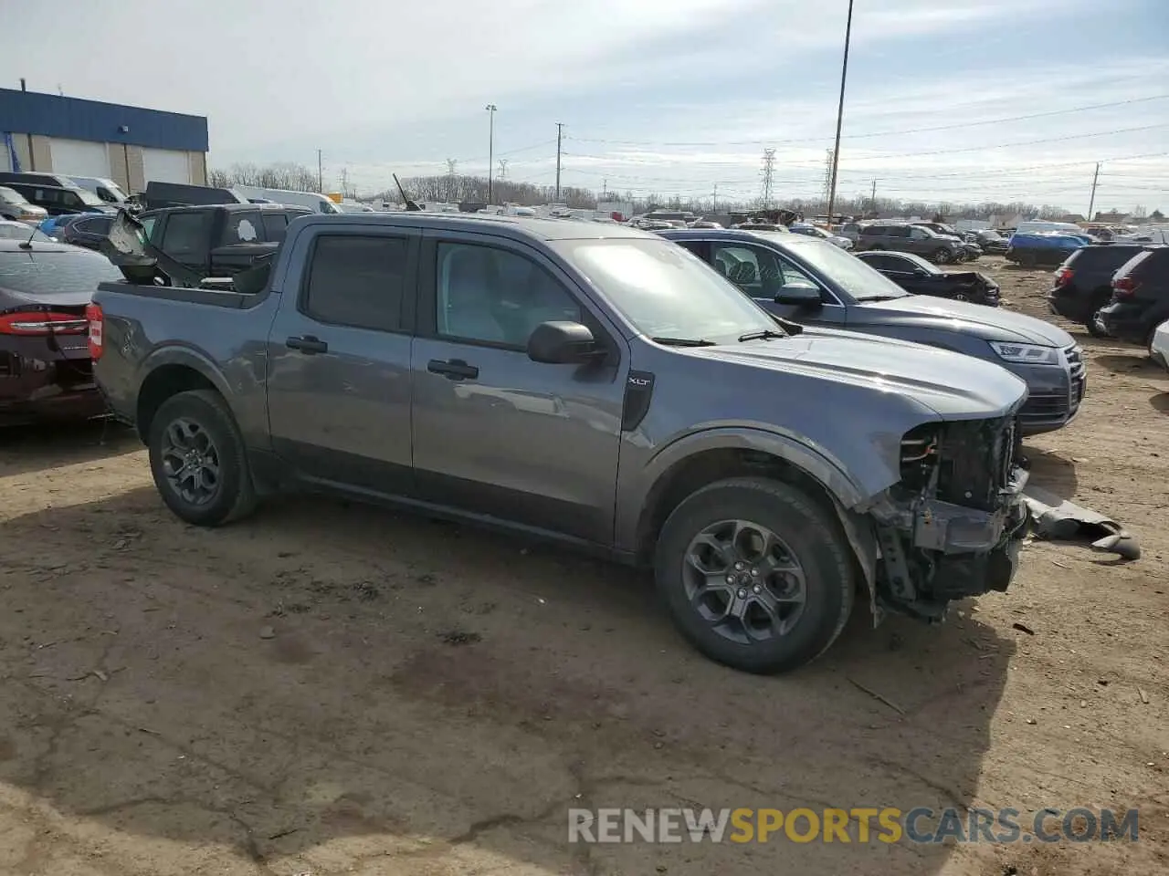 4 Photograph of a damaged car 3FTTW8F93NRA61219 FORD MAVERICK 2022