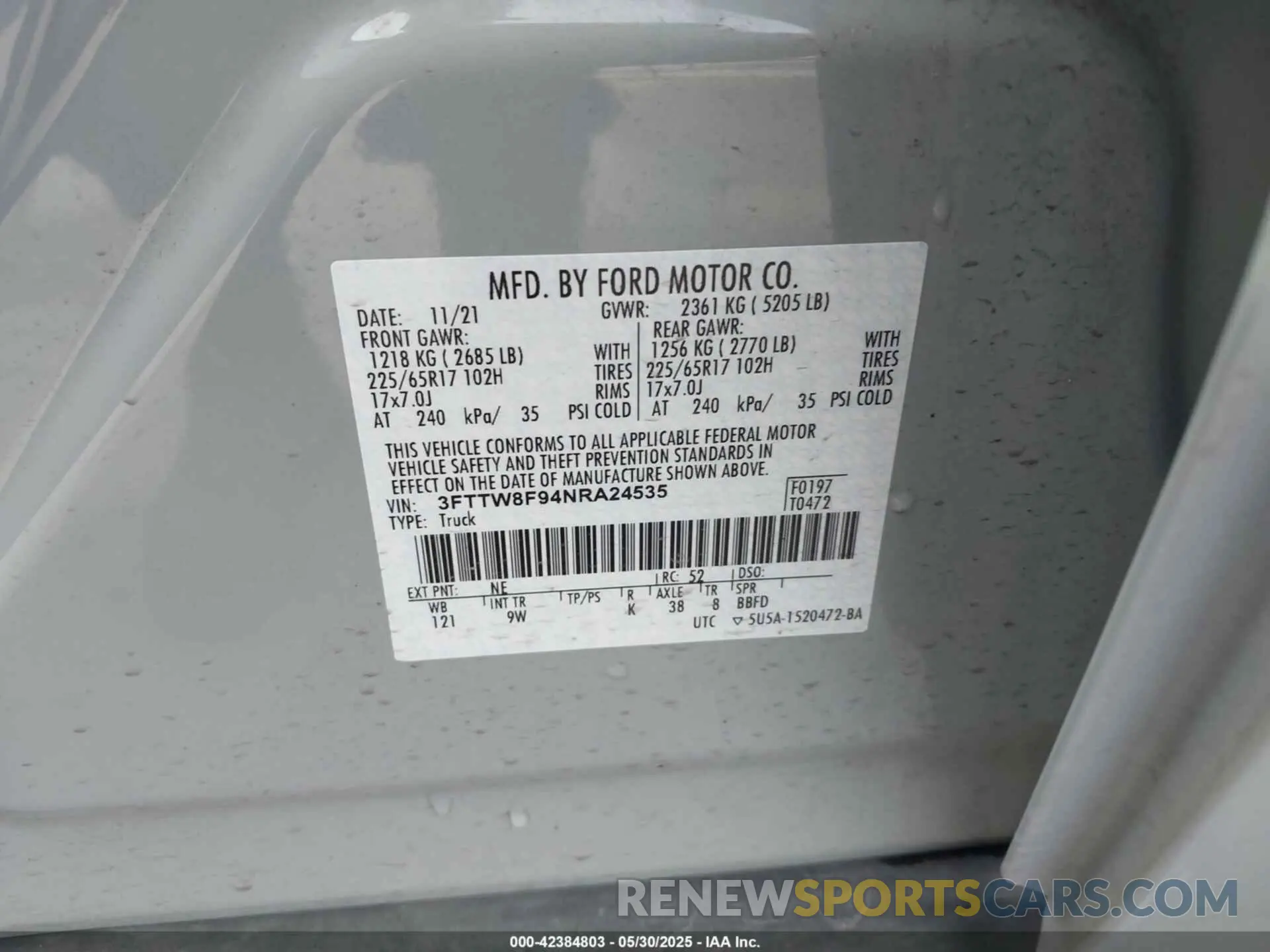 9 Photograph of a damaged car 3FTTW8F94NRA24535 FORD MAVERICK 2022