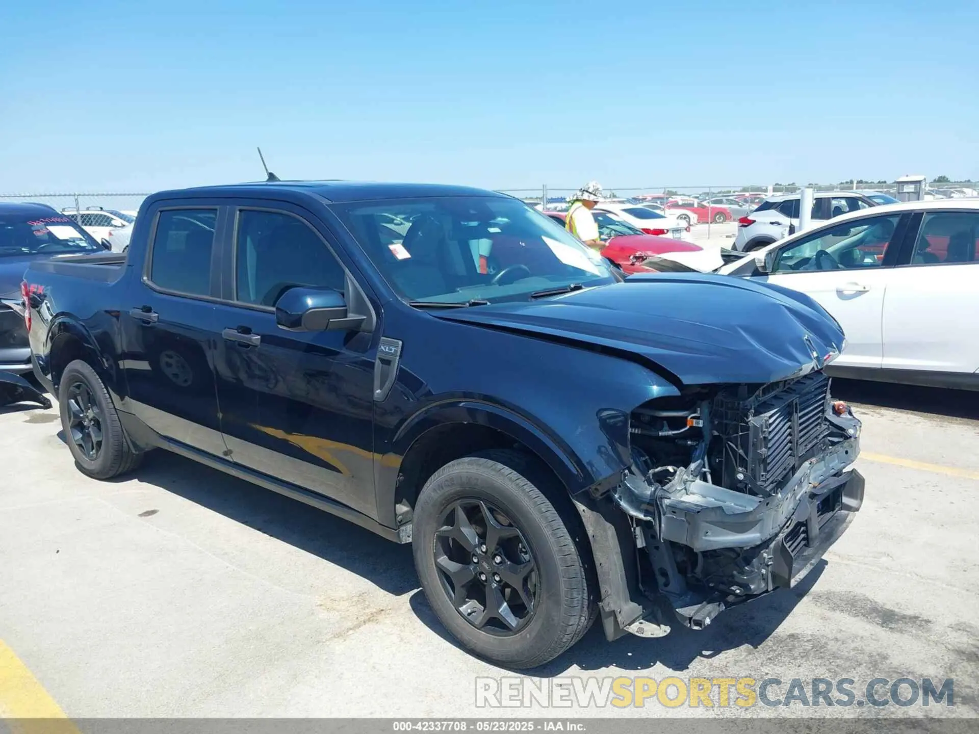 1 Photograph of a damaged car 3FTTW8F95NRA21692 FORD MAVERICK 2022