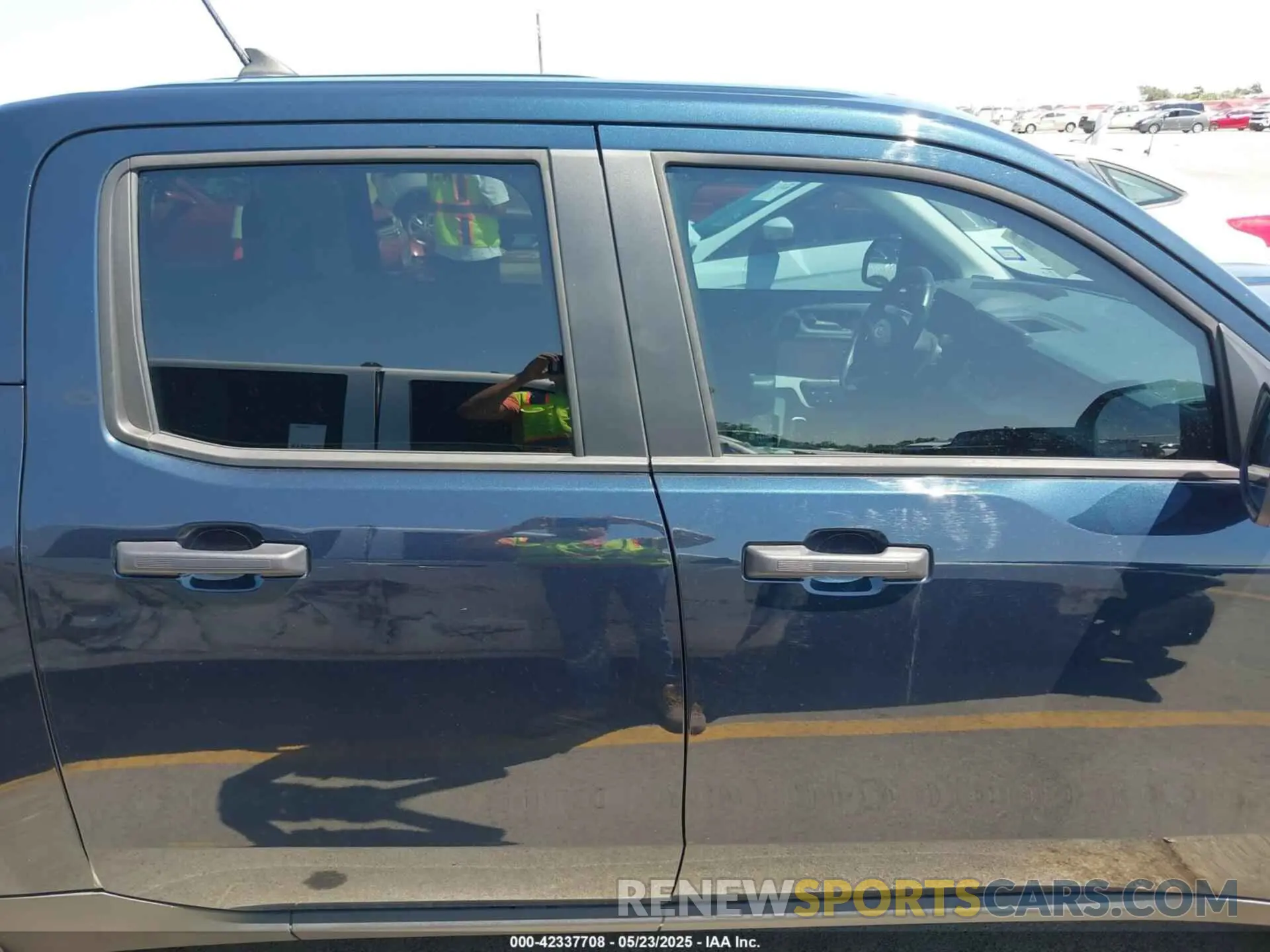 14 Photograph of a damaged car 3FTTW8F95NRA21692 FORD MAVERICK 2022