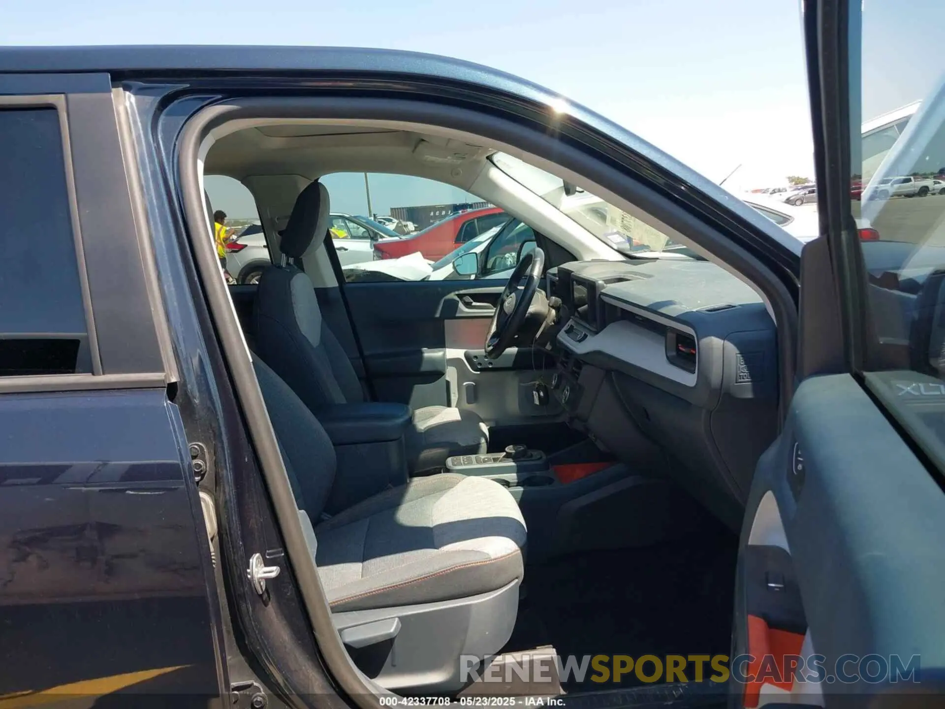 5 Photograph of a damaged car 3FTTW8F95NRA21692 FORD MAVERICK 2022