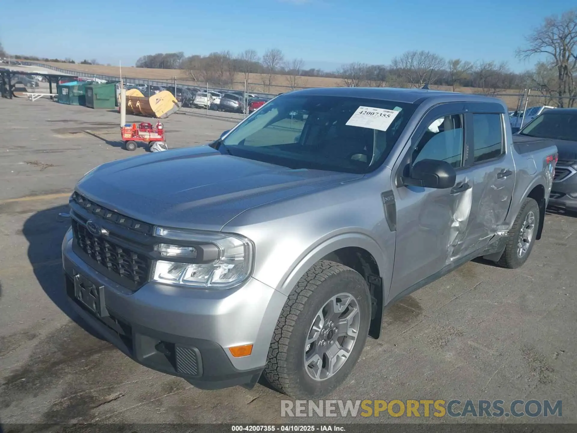 2 Photograph of a damaged car 3FTTW8F95NRA22888 FORD MAVERICK 2022