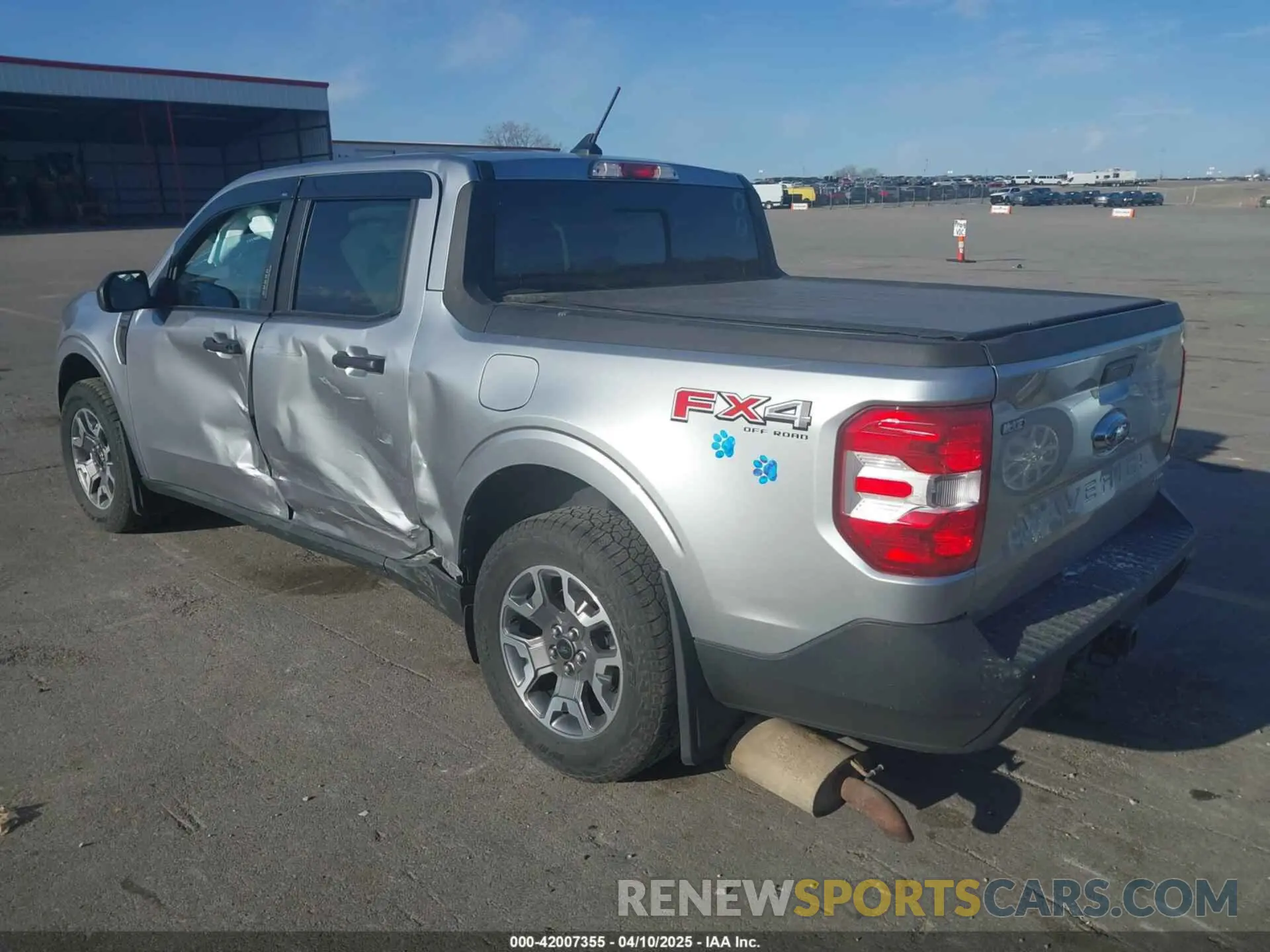 3 Photograph of a damaged car 3FTTW8F95NRA22888 FORD MAVERICK 2022