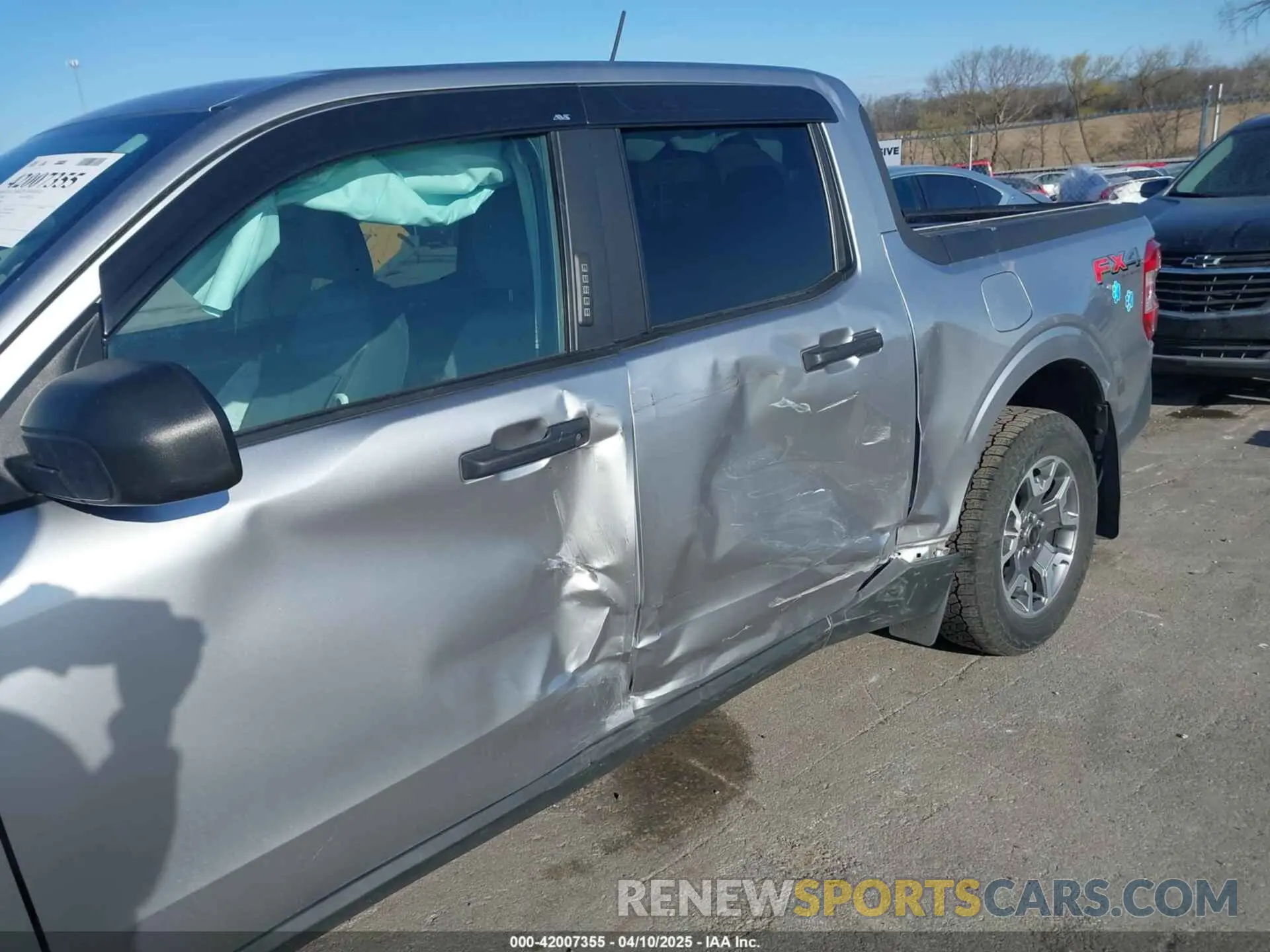 6 Photograph of a damaged car 3FTTW8F95NRA22888 FORD MAVERICK 2022