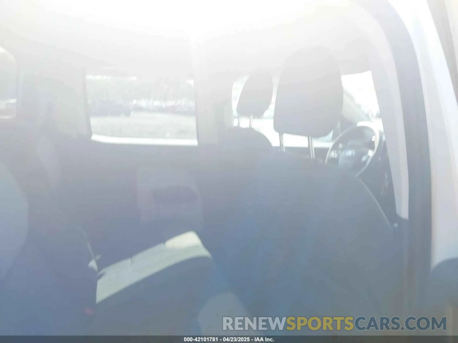 8 Photograph of a damaged car 3FTTW8F95NRB12283 FORD MAVERICK 2022
