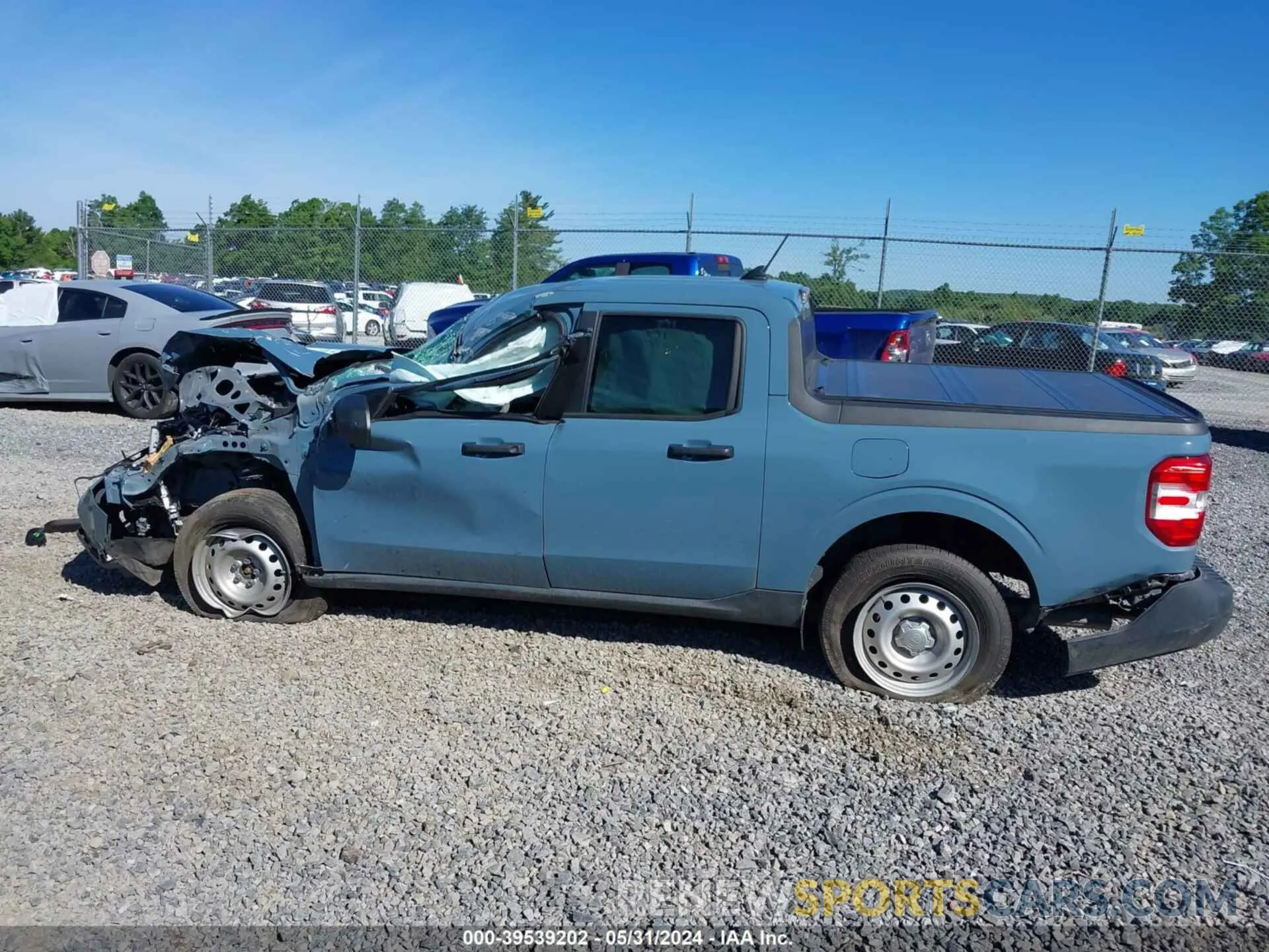 14 Photograph of a damaged car 3FTTW8F97NRA10712 FORD MAVERICK 2022