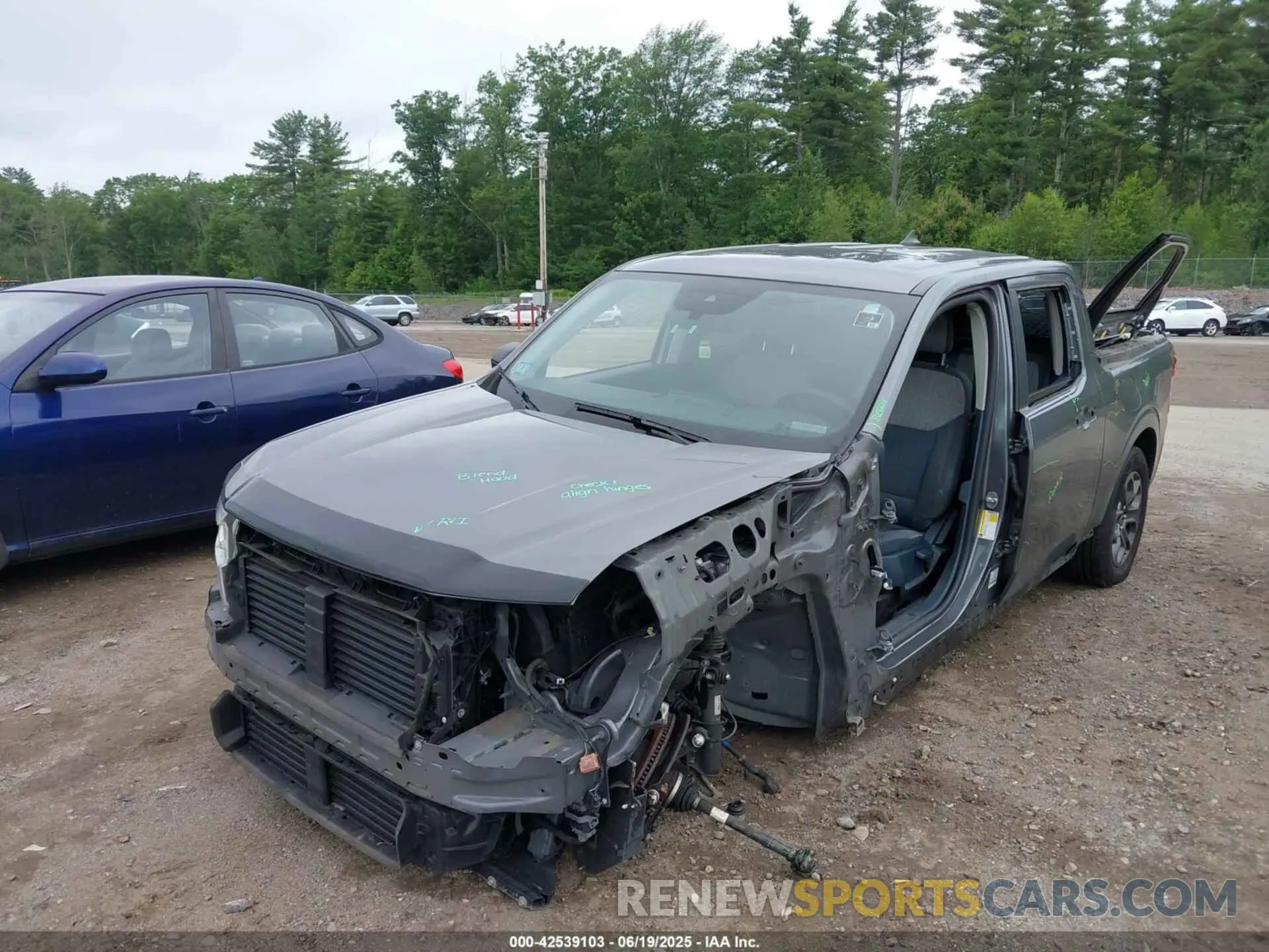 2 Photograph of a damaged car 3FTTW8F97NRA36484 FORD MAVERICK 2022