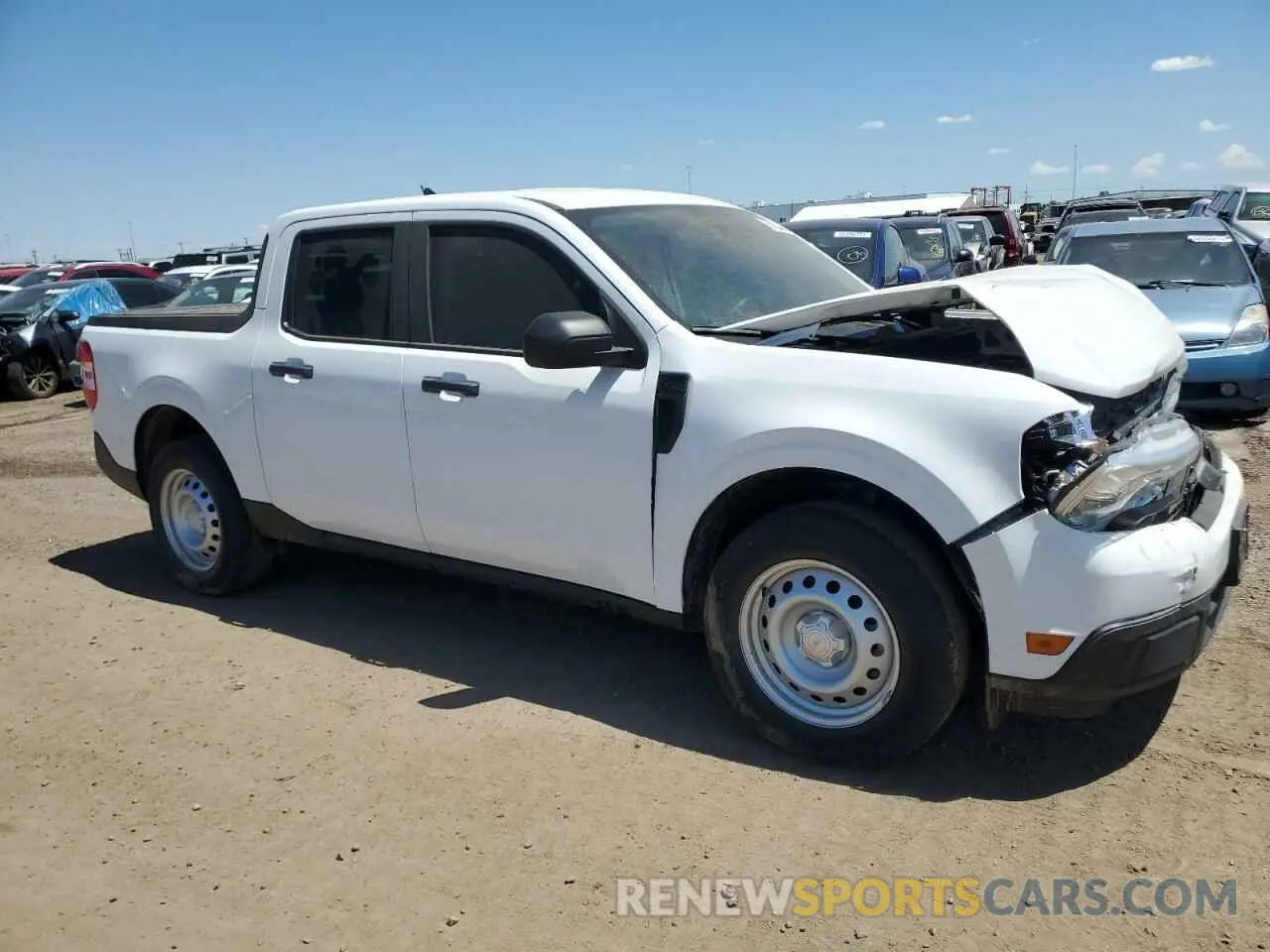 4 Photograph of a damaged car 3FTTW8F97NRB08378 FORD MAVERICK 2022