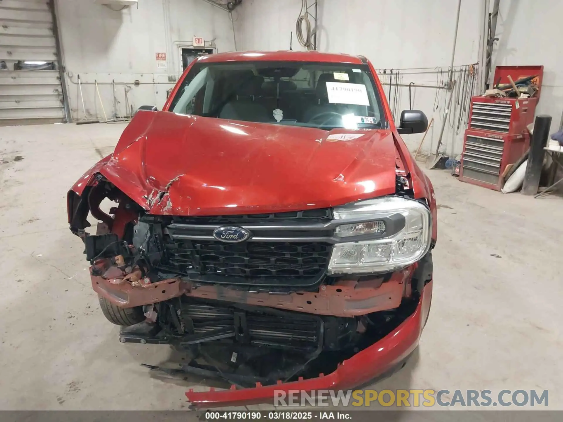 12 Photograph of a damaged car 3FTTW8F98NRB00001 FORD MAVERICK 2022