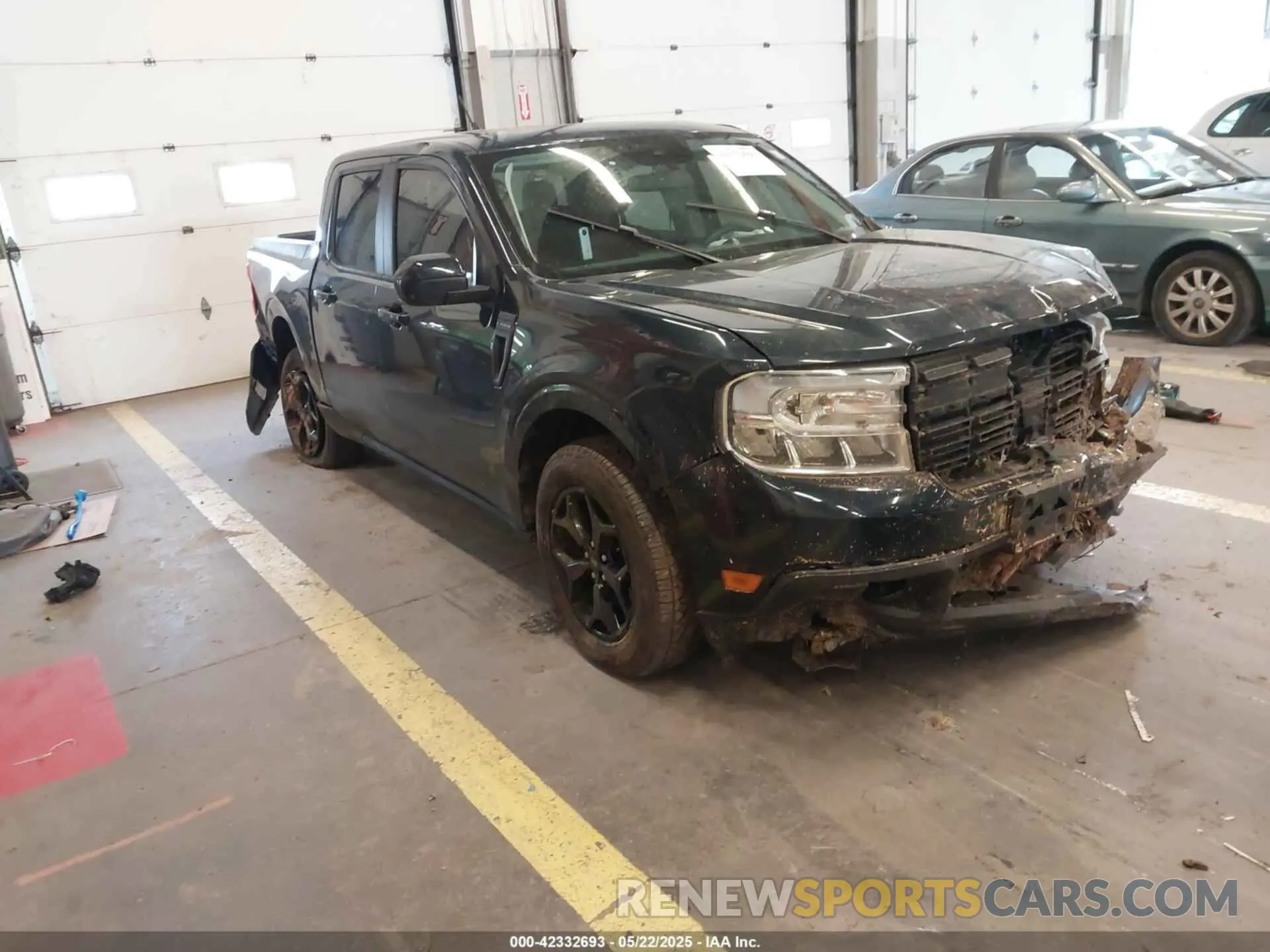 1 Photograph of a damaged car 3FTTW8F98NRB04212 FORD MAVERICK 2022