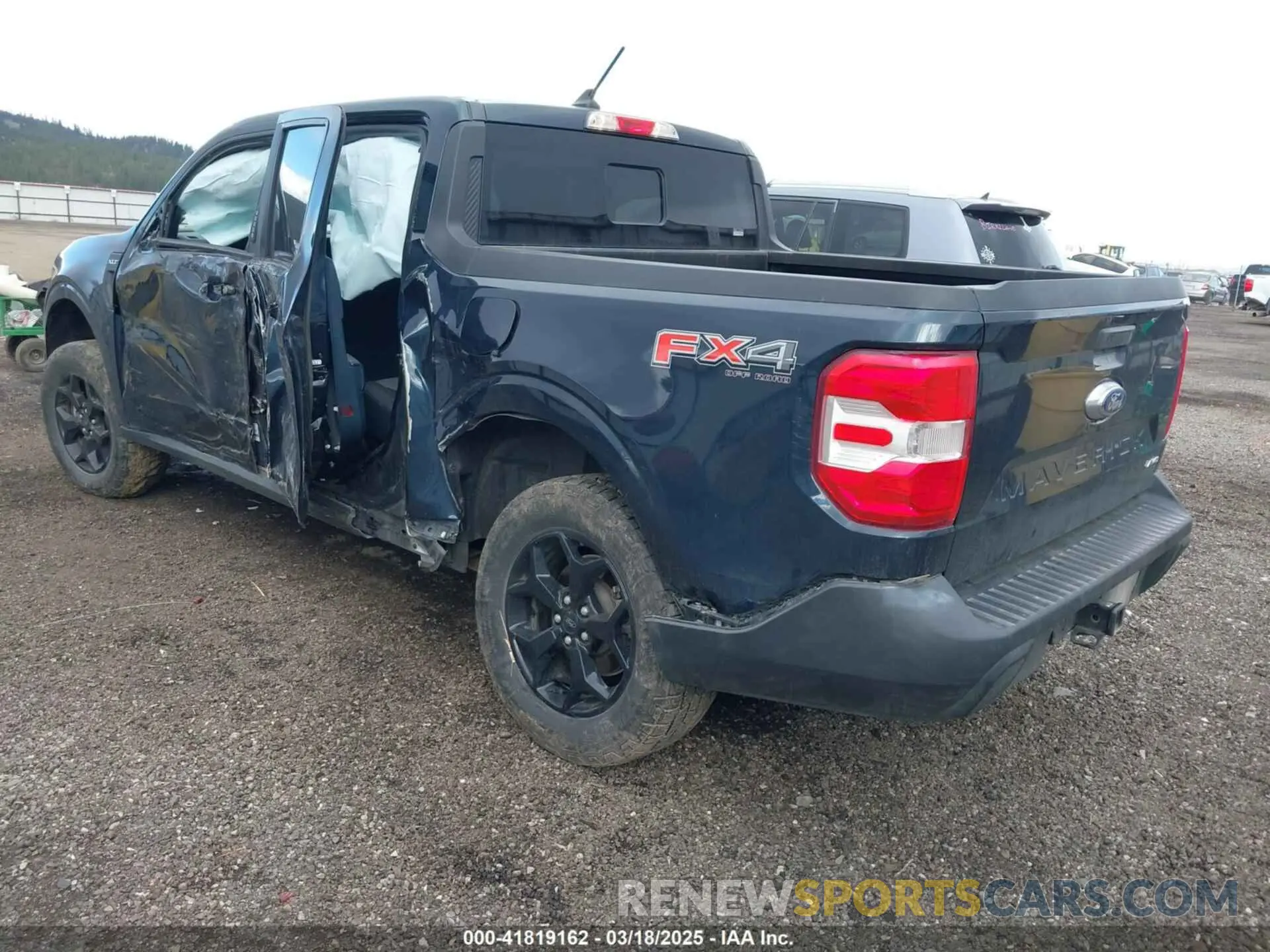 3 Photograph of a damaged car 3FTTW8F99NRA44165 FORD MAVERICK 2022