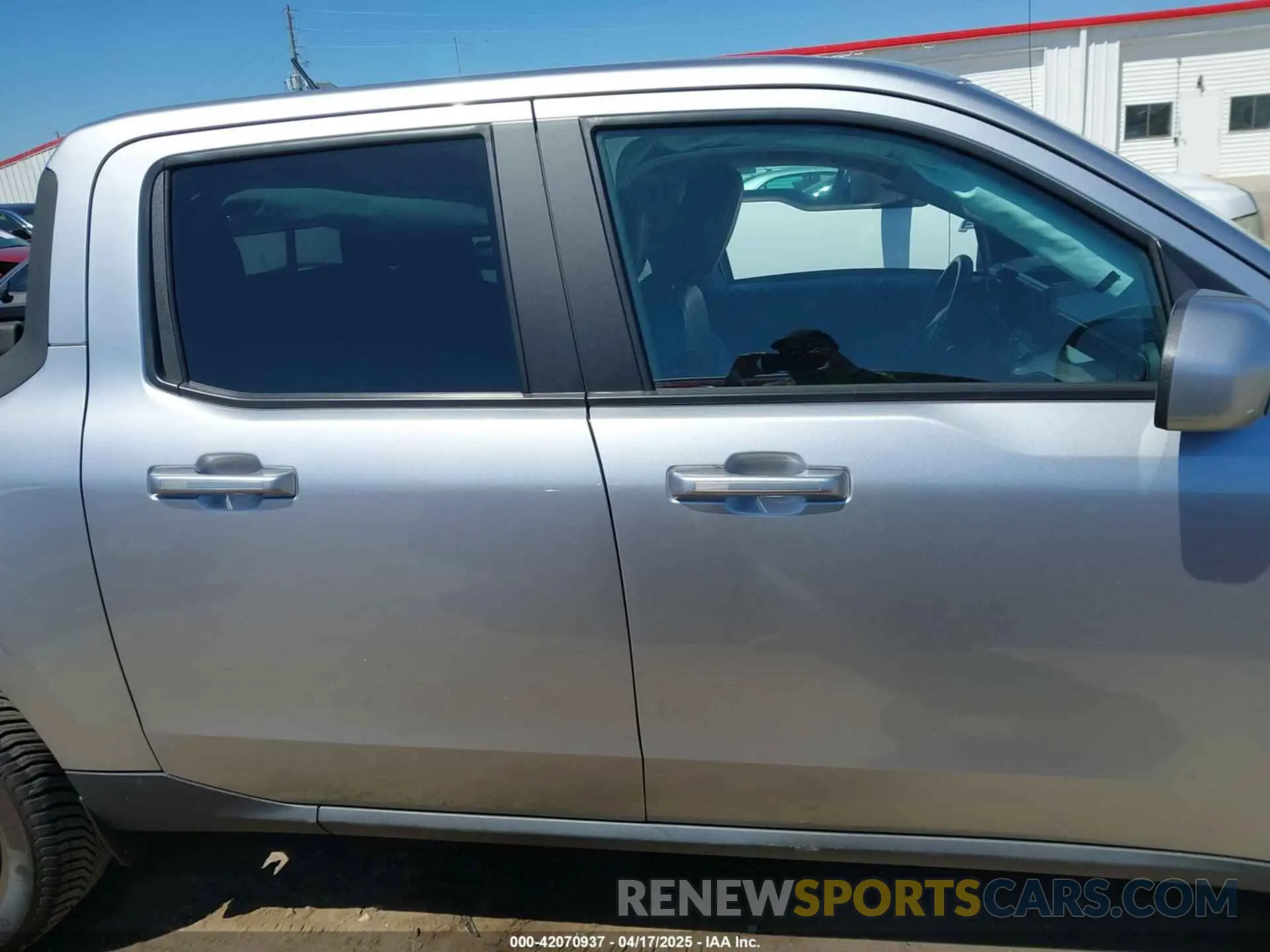 13 Photograph of a damaged car 3FTTW8F99NRA64805 FORD MAVERICK 2022