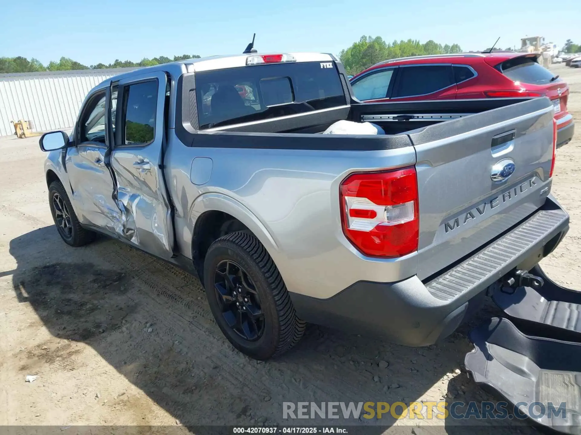 3 Photograph of a damaged car 3FTTW8F99NRA64805 FORD MAVERICK 2022